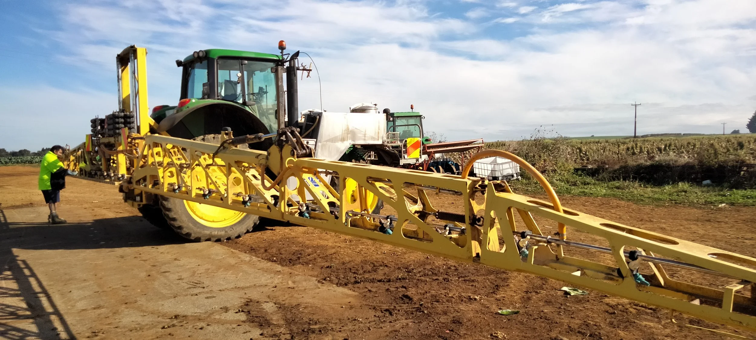 Magnetic spraying put to the test