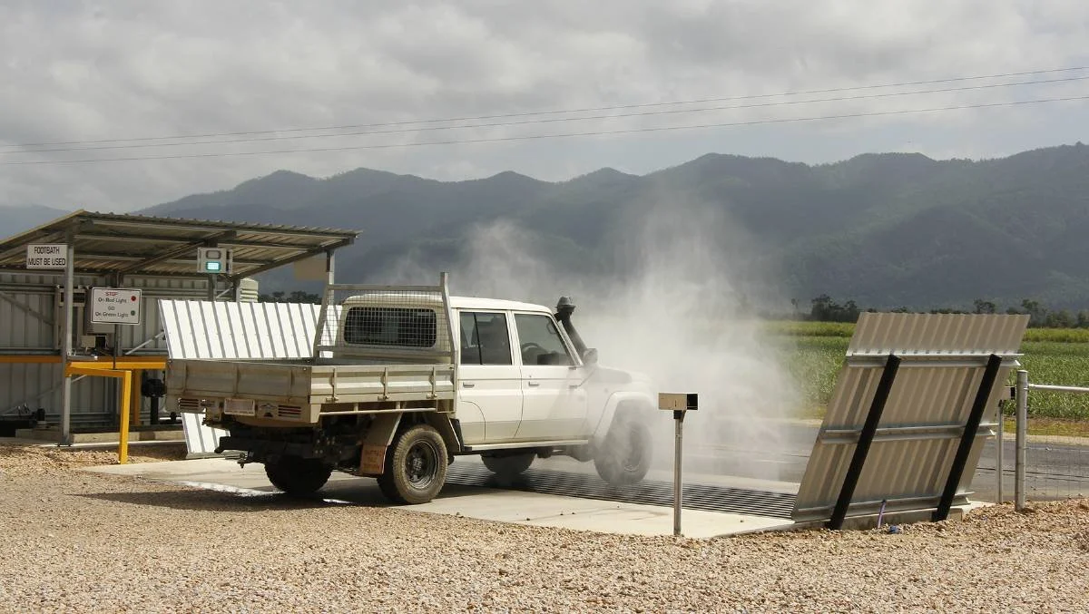 Farm vehicle biosecurity washdown station