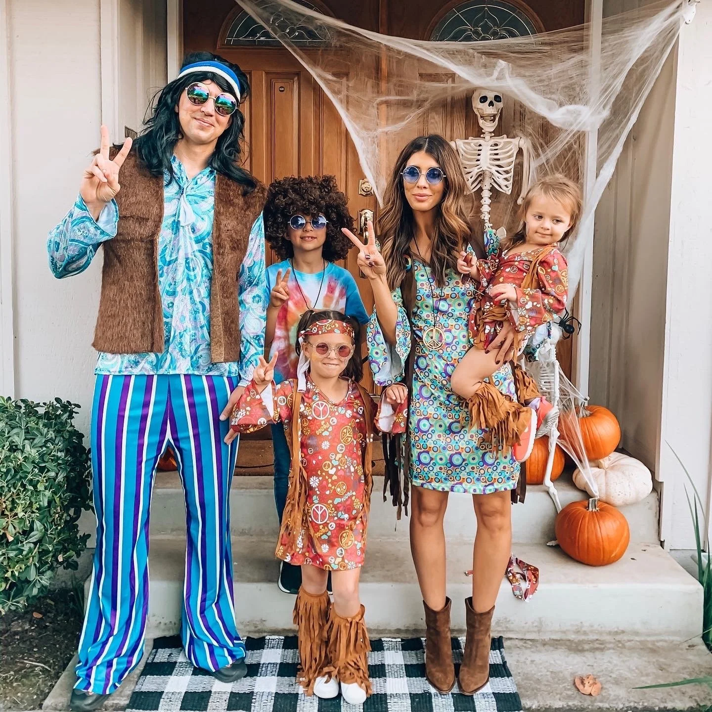 family halloween costume ideas 2023