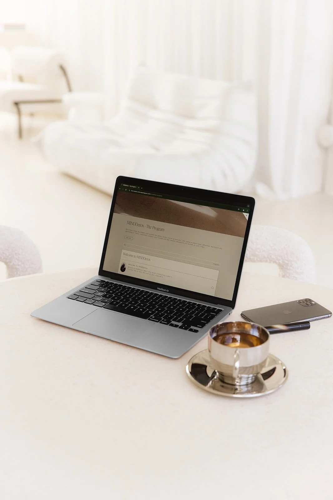 Chrissy - by Chasing Studio -1_1.jpg