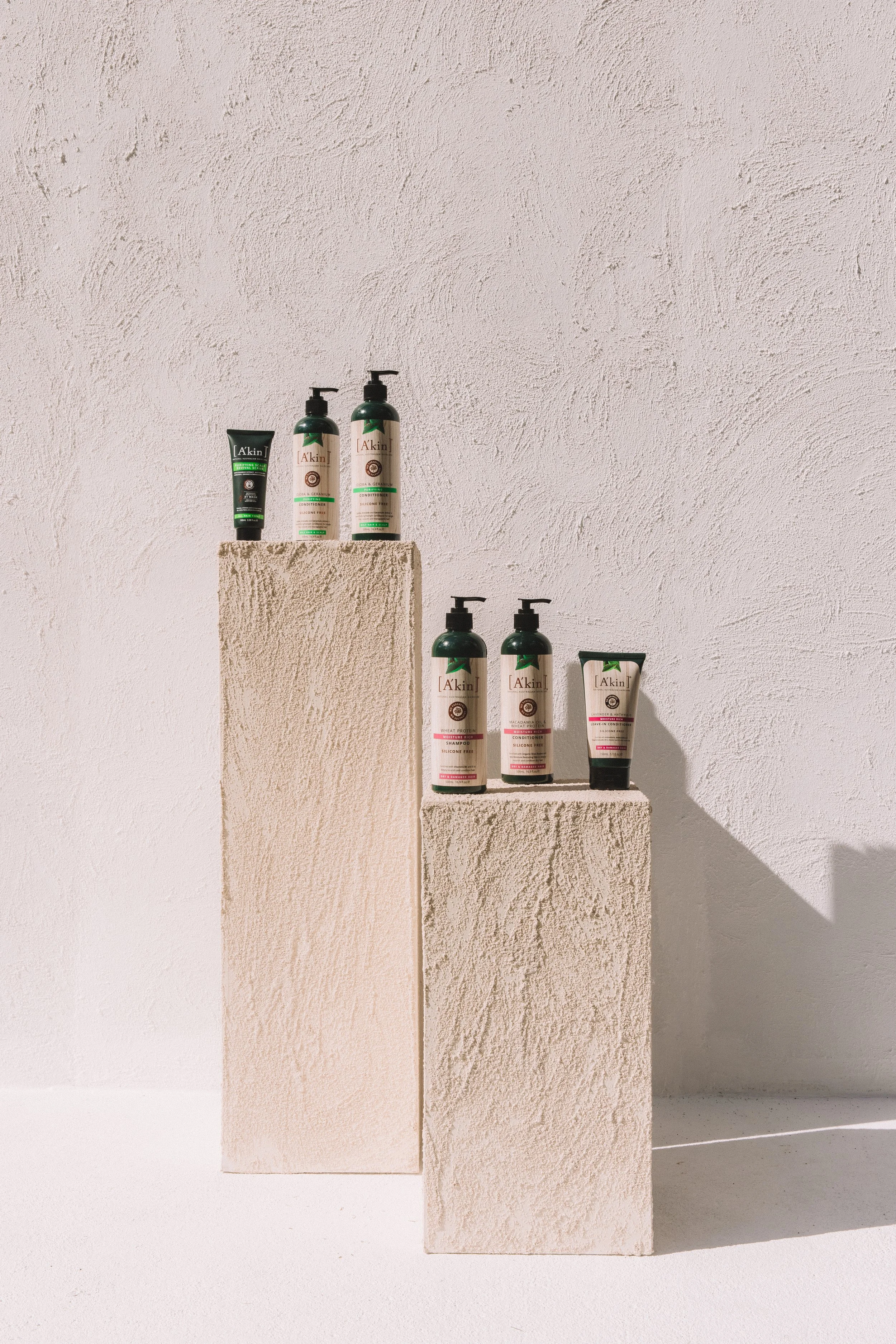 A'kin by Anne Carolien Kohler -411.jpg