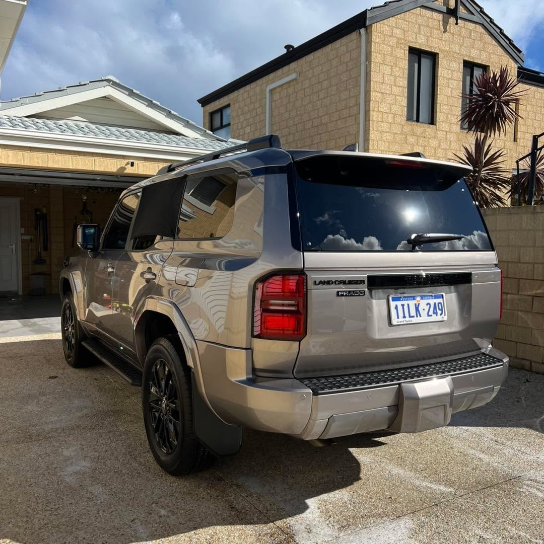 Landcruiser Prado after an Express, Wash and Interior Wipedown service ✨