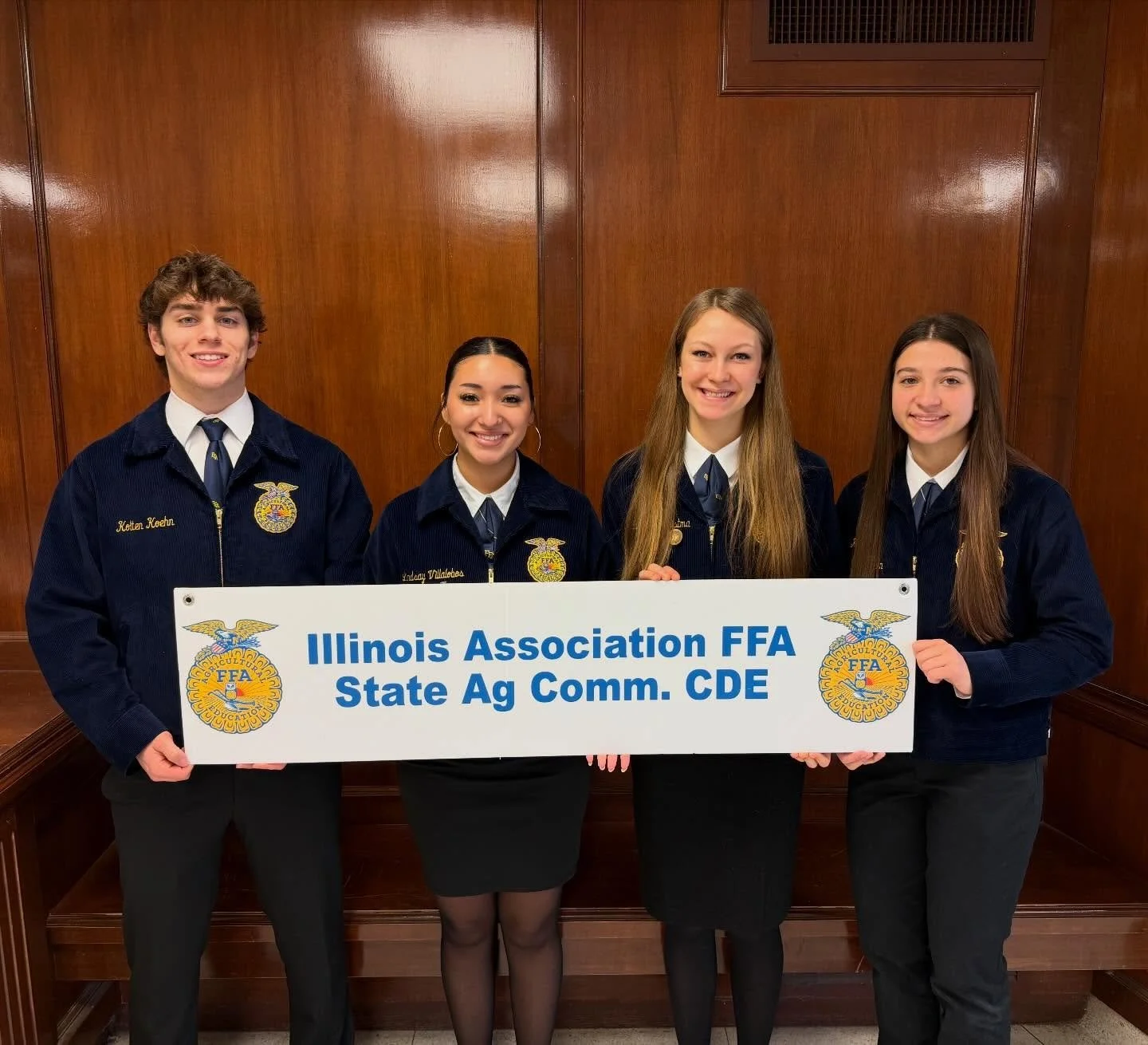 ⭐️⭐️⭐️STATE CHAMPION AG COMMUNICATIONS CDE TEAM⭐️⭐️⭐️

CONGRATULATIONS to our Ag Communications team on 1st Place in the Illinois FFA Ag Communications CDE held at the University of Illinois today! These four took a test on communications before sitt