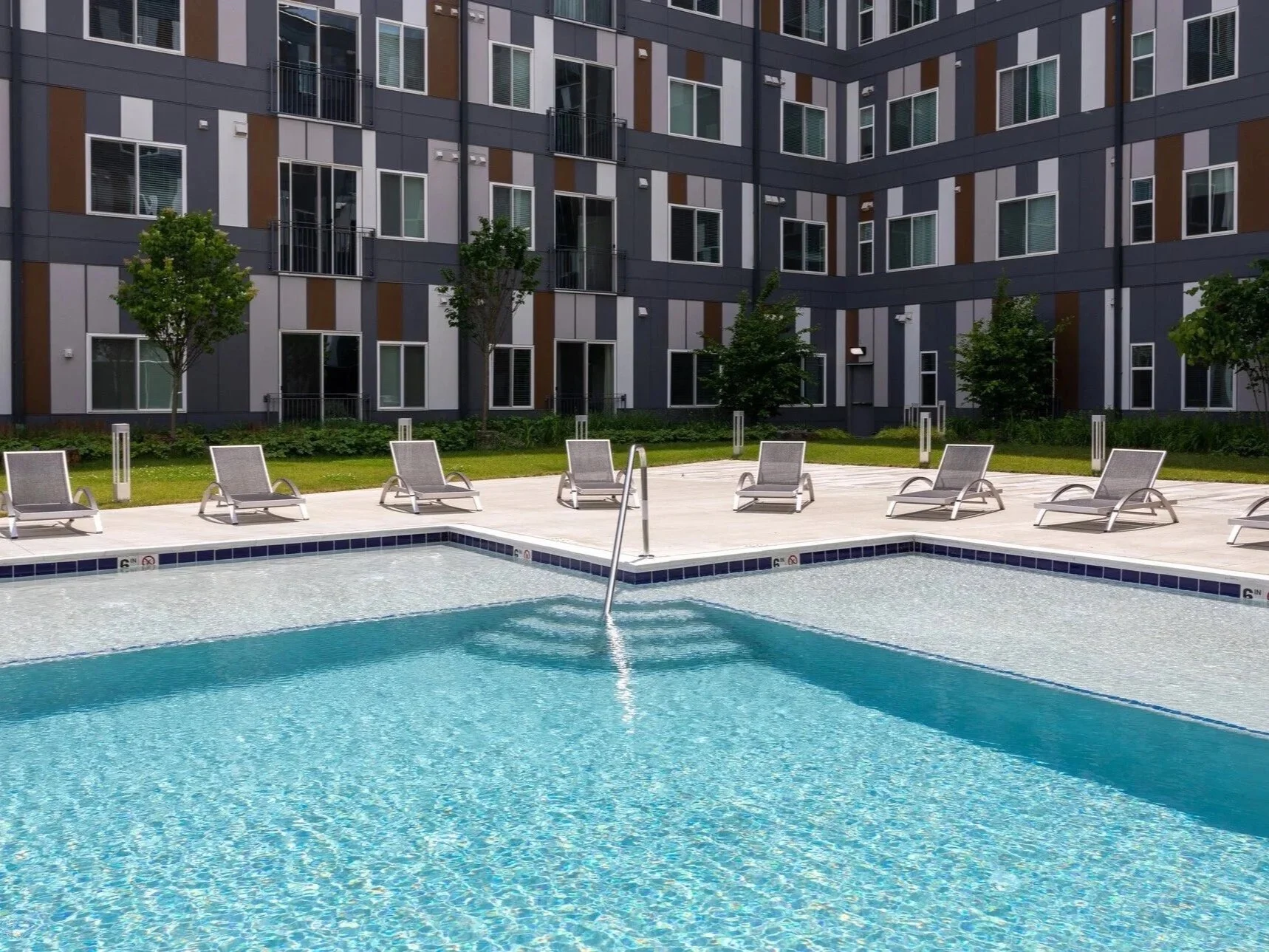 Avra & Cirro at Center\West