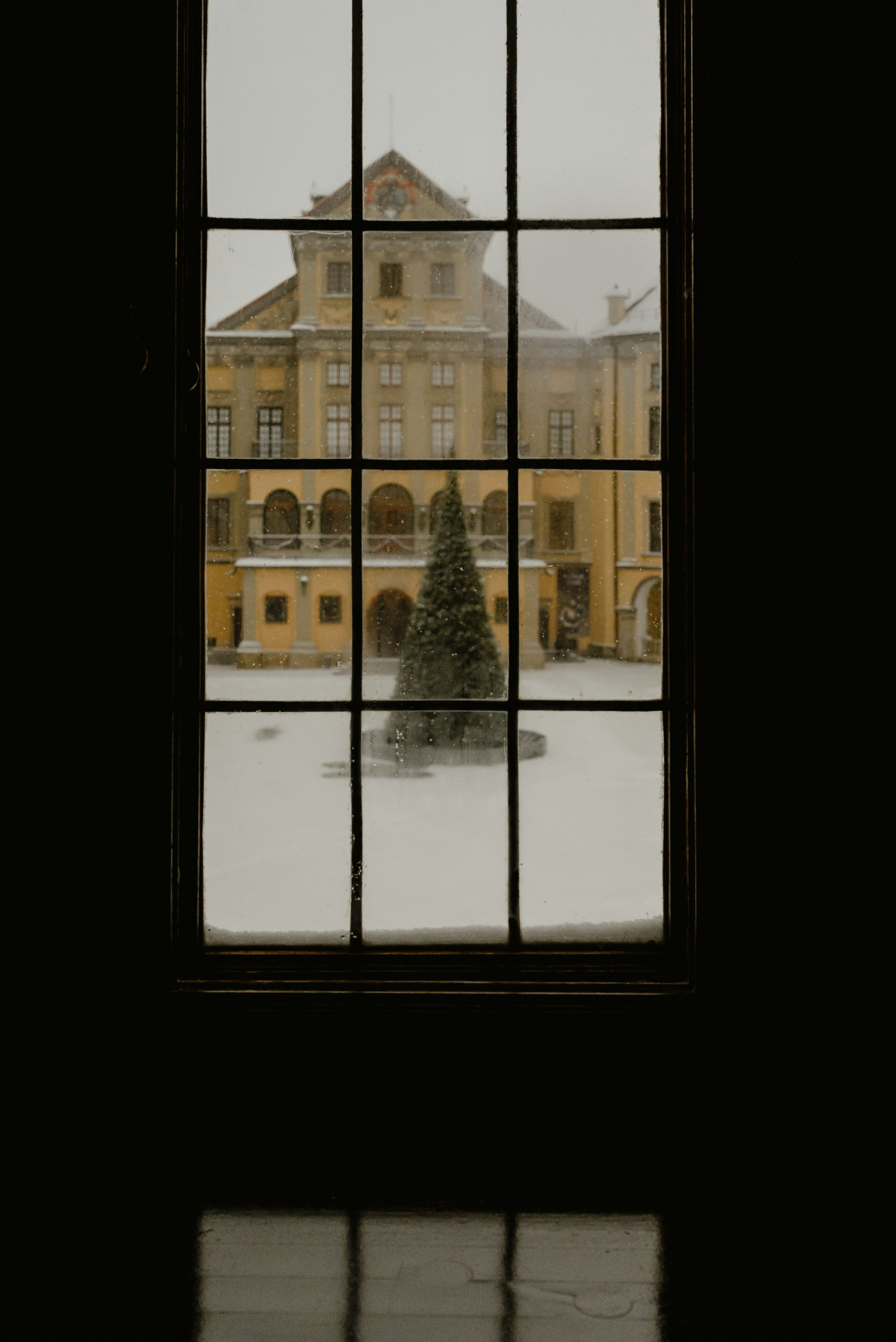valeria-reverdo-Ur6knll9kf0-unsplash.jpg