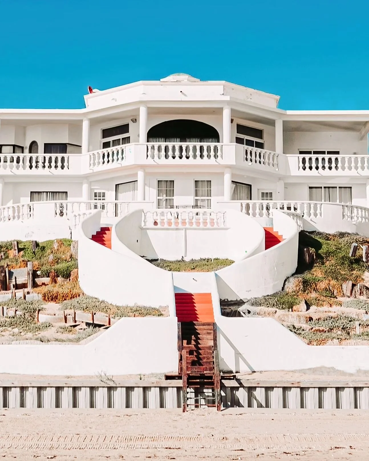 &ldquo;We shape our buildings; Thereafter, they shape us.&rdquo;
- Winston Churchill