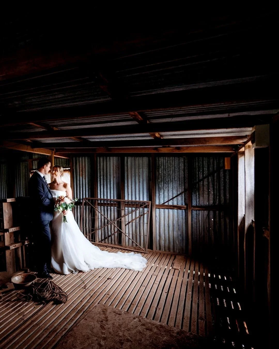 There&rsquo;s something a little bit magic about that old sheep shed 🐑✨
Once full of wool and work boots, now it&rsquo;s one of our favourite photo spots at Petrichor Farm, all weathered timber, dreamy  light, and the kind of texture that makes ever