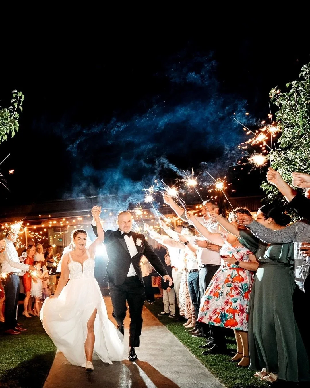 ✨ Why we're big fans of ending the night with a bang ✨
There's something magical about a wedding reception that finishes on a high.
Whether it's a sparkler exit, a confetti tunnel, or a dance floor singalong, giving your guests one final moment to re