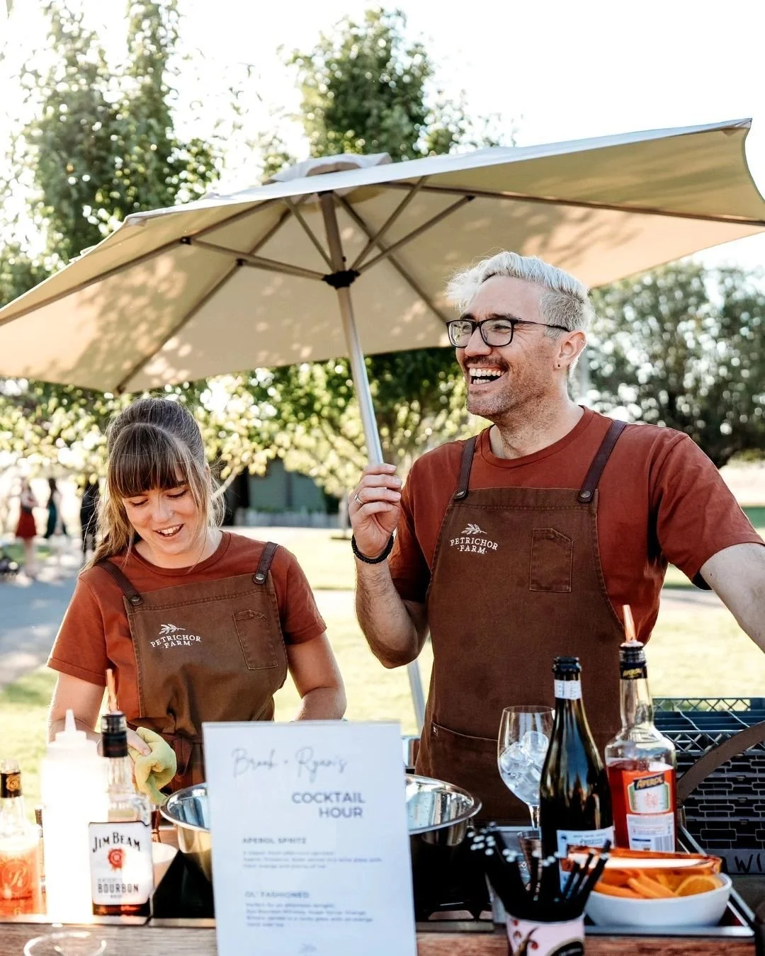 You can have the prettiest venue, the most beautiful flowers, and the perfect weather... but it's the people who make the magic happen. ✨
We count ourselves incredibly lucky to have a team that genuinely cares. The kind of people who remember your dr