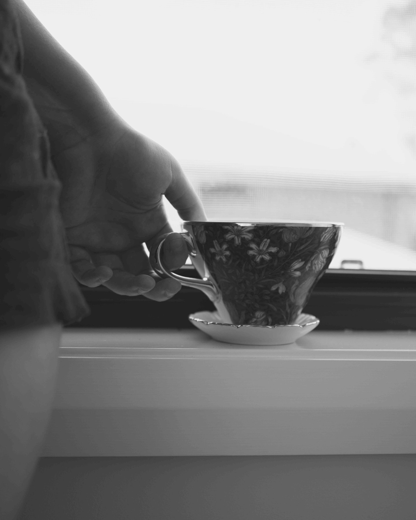 Your images deserve a place beyond a screen.

Each session includes the option to order a printed album designed to hold your images in one private space. The album sits flat, opens with ease, and protects each page over time.
Clients choose this opt