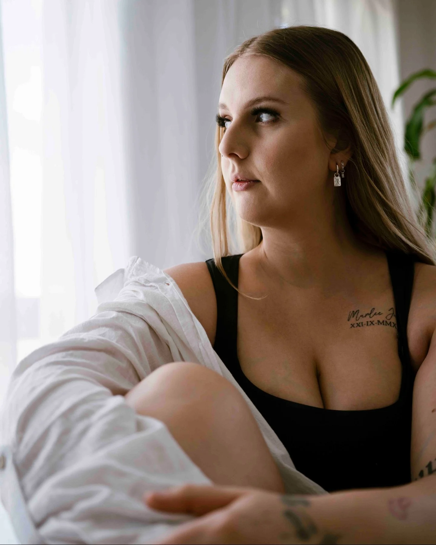 Sessions unfold slowly and with care, creating a space that feels warm and welcoming from the moment you arrive.

Marie-Ann steps in as your biggest supporter, guiding you with clear direction, lifting your confidence, and never pushing you beyond wh