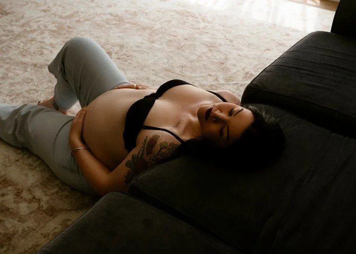 Privacy is a non negotiable value at Maru Collective.

Choosing to step into a boudoir session requires trust. Women share vulnerable moments, personal stories, and parts of themselves that deserve to be treated with care and respect.

At Maru, your 