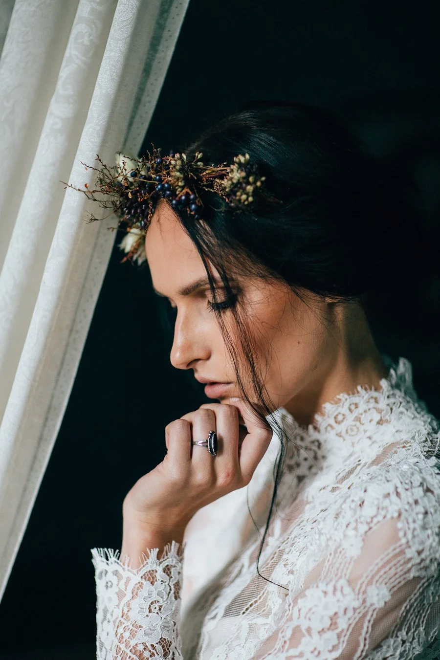 Styled-bridal-shoot-Mustion-linna-wedding-photographer-Petra-Veikkola-203.jpeg