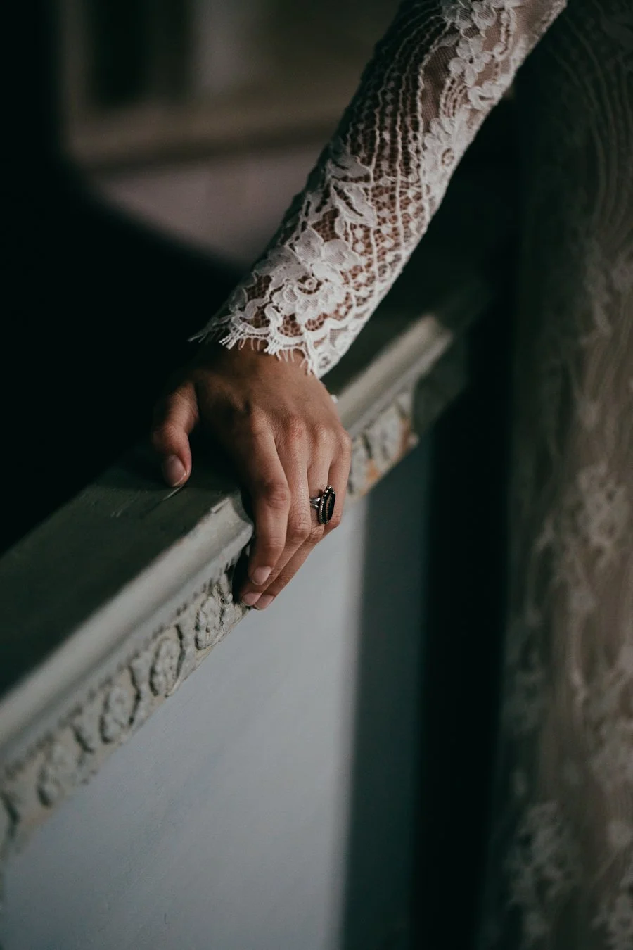 Styled-bridal-shoot-Mustion-linna-wedding-photographer-Petra-Veikkola-212.jpeg