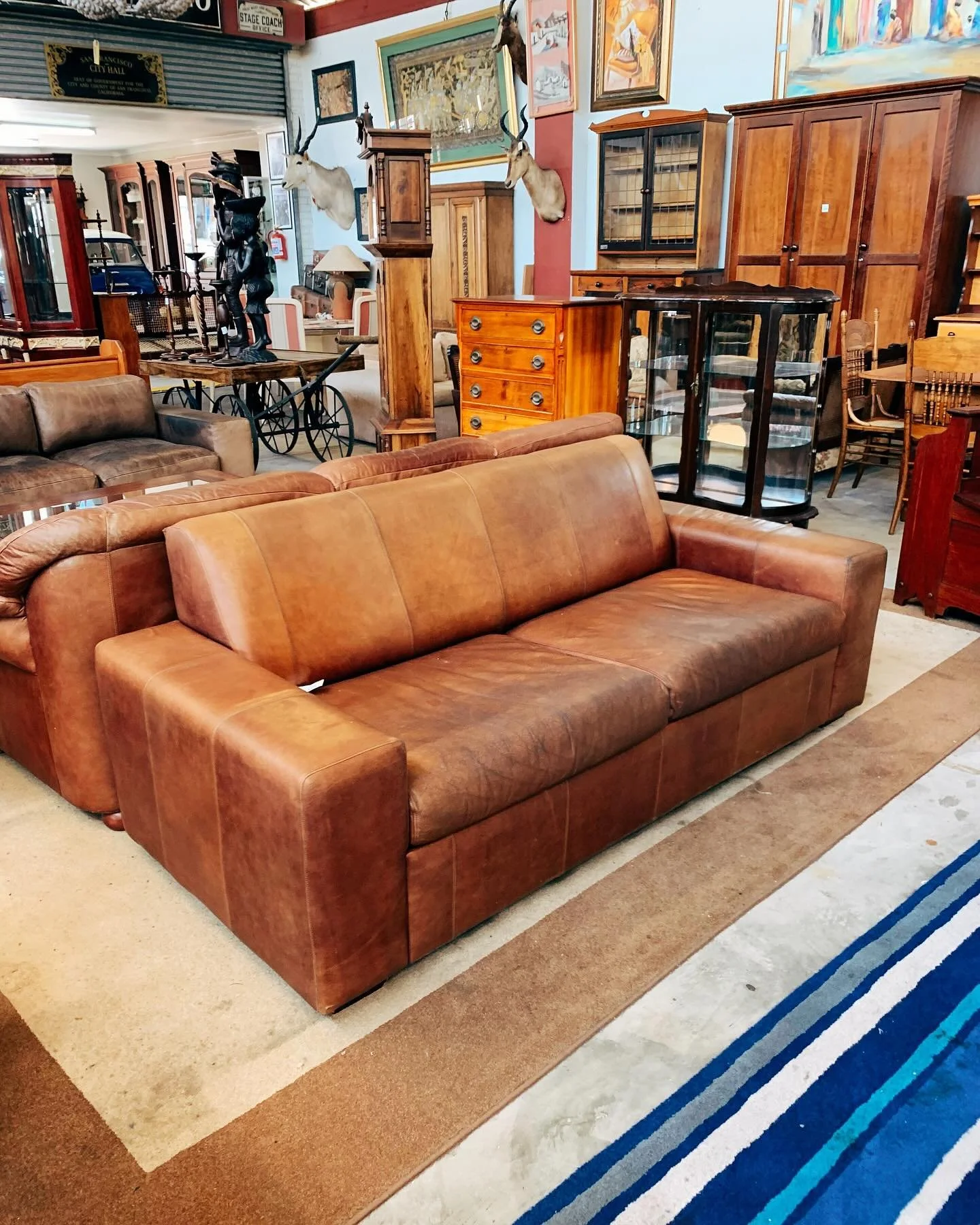 Big and small, we have them all. Leather couches available in store. 

Grey/brown 3 seater -R7500
Tan/caramel 2 seater -R8500
Black 3 seater -R18500 (Van Den Bergh&rsquo;s)
Big L-shape -R14500
Red 2 seaters -R4950 each