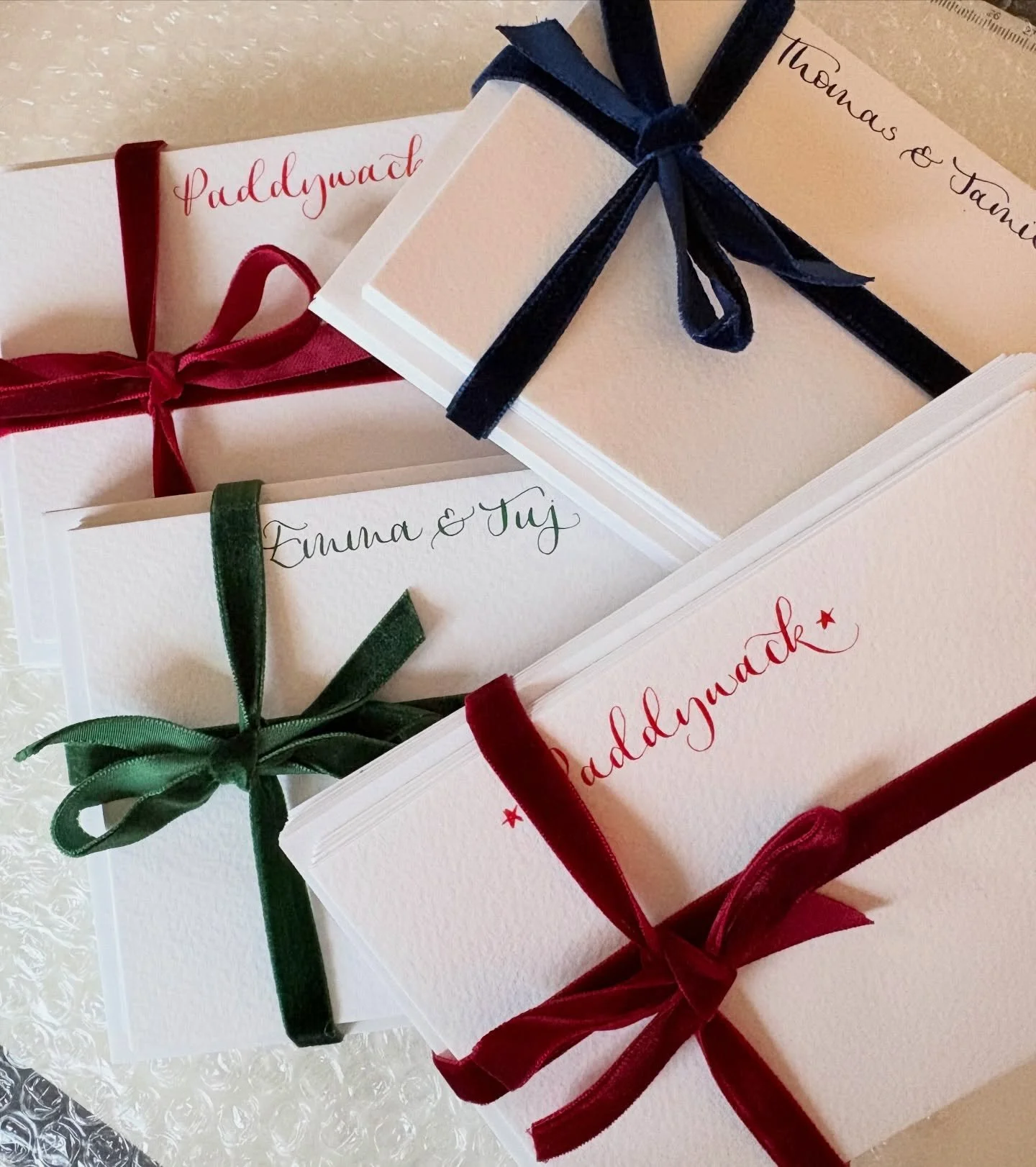 Notecards Galore ✨
&bull;
&bull;
&bull;
#calligraphy #moderncalligraphy #personalisedstationery #personalisednotecards #stockingfiller