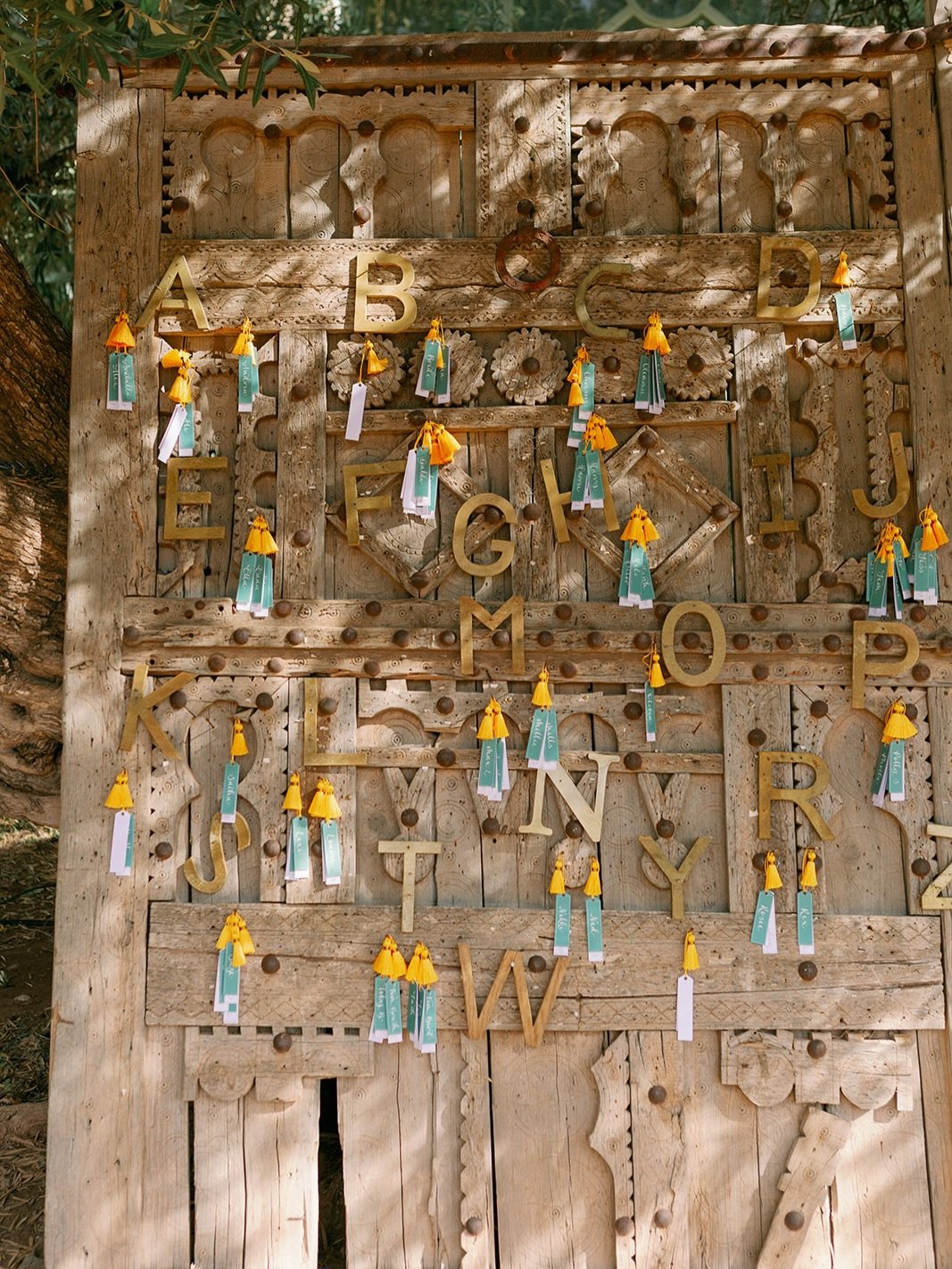 E S C O R T  C A R D S ✨ A showstopper of a table plan for G&amp;C in Marrakech last summer. Beautifully shot by @davidjenkins75 
&bull;
&bull;
#weddingdaycalligraphy #tableplan #calligrapher #onthedaystationery