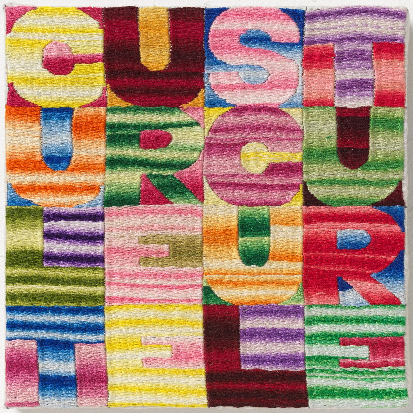 Culture e sculture, 1992, ricamo su tessuto, 17,5 x 17,5 cm