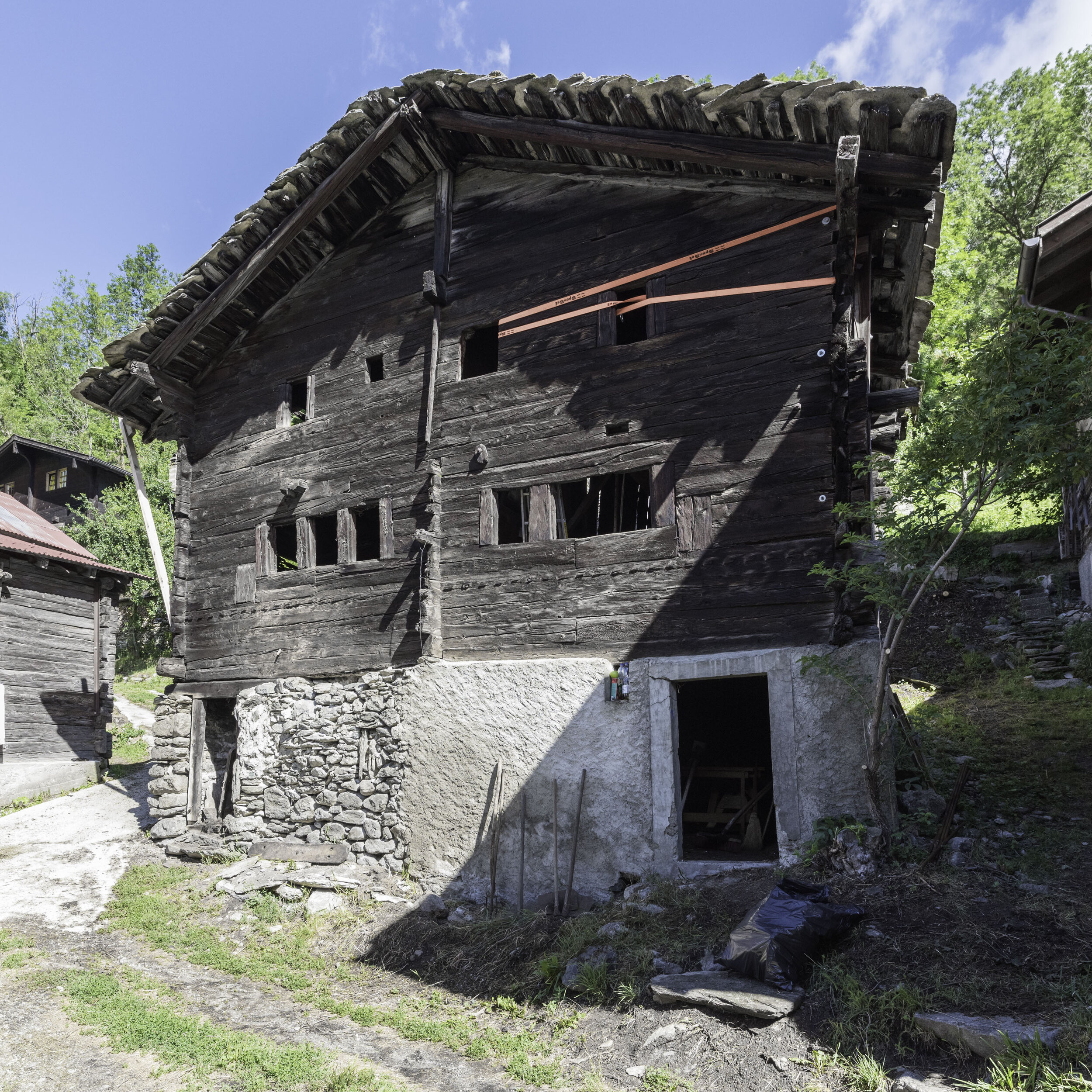Südfassade_Total.jpg