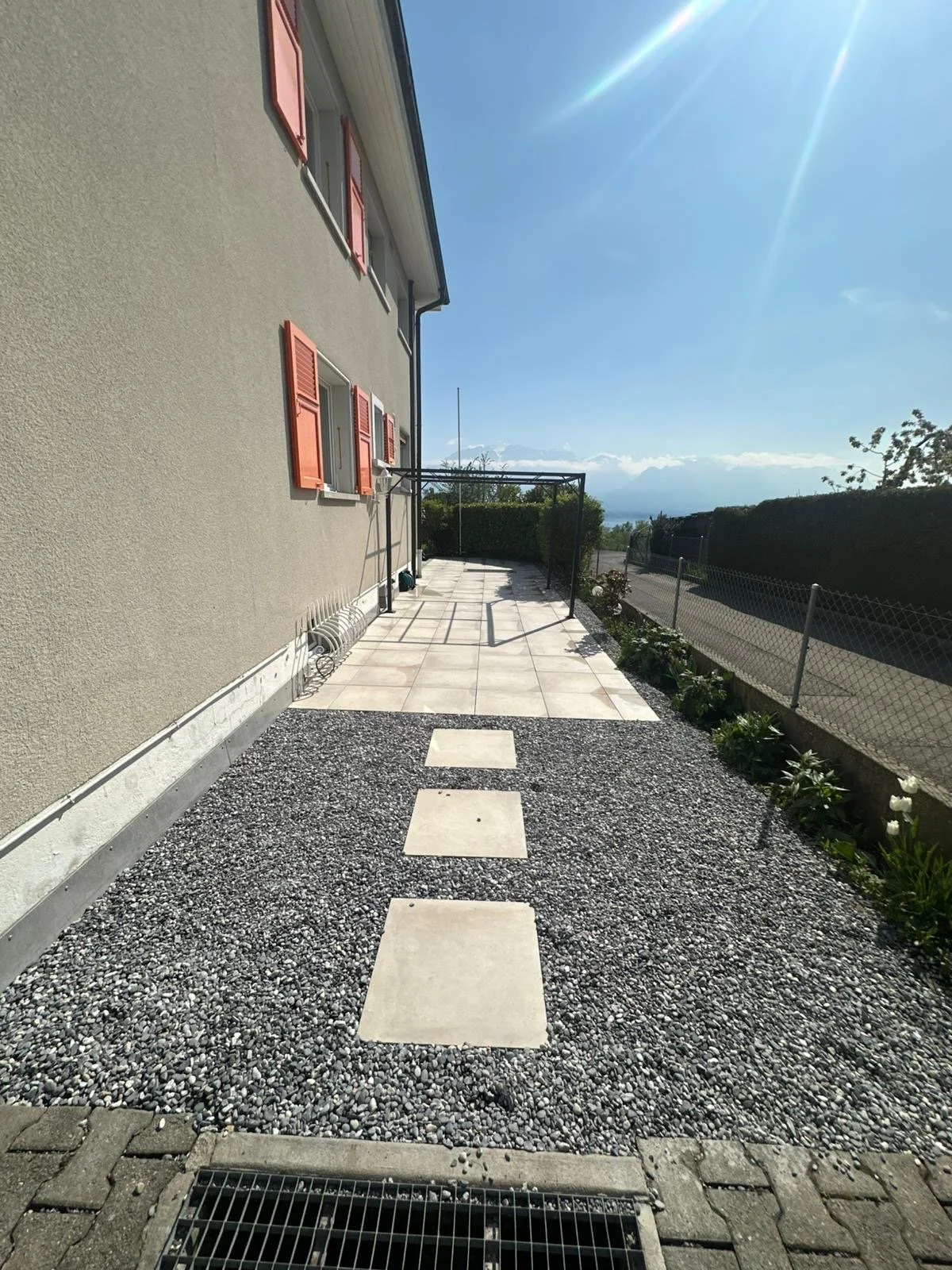 Aménagement terrasse et surface gravier - St-Légier - 2026