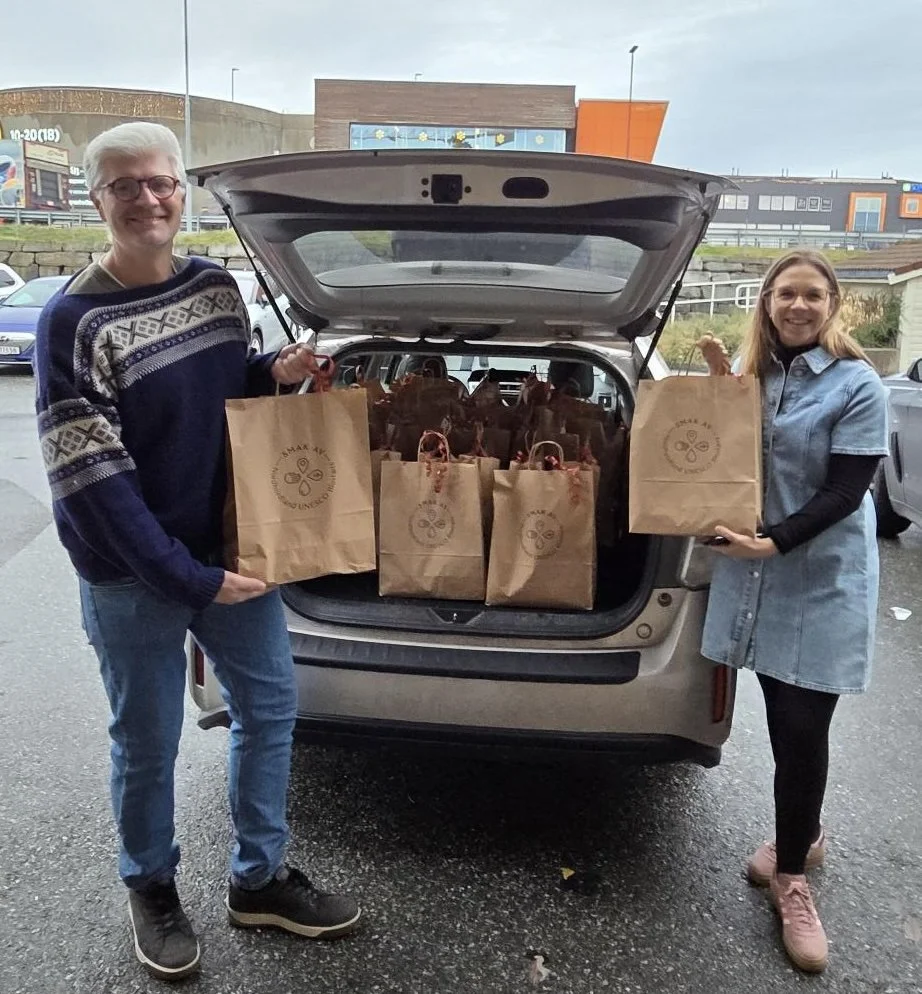 Kjempesuksess med de lokale firmagavene