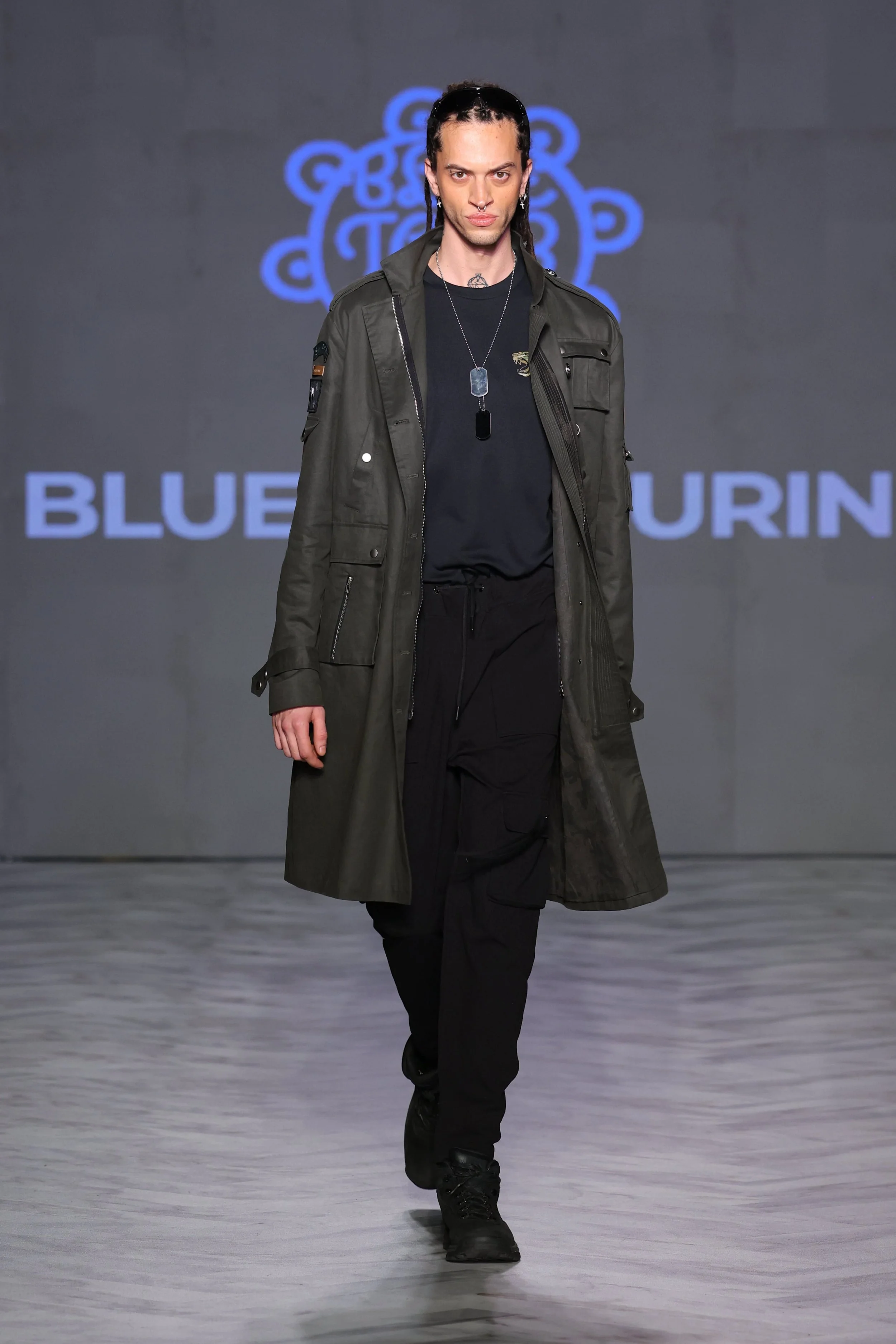 Blue Tamburin-CS0A0801-min.JPG