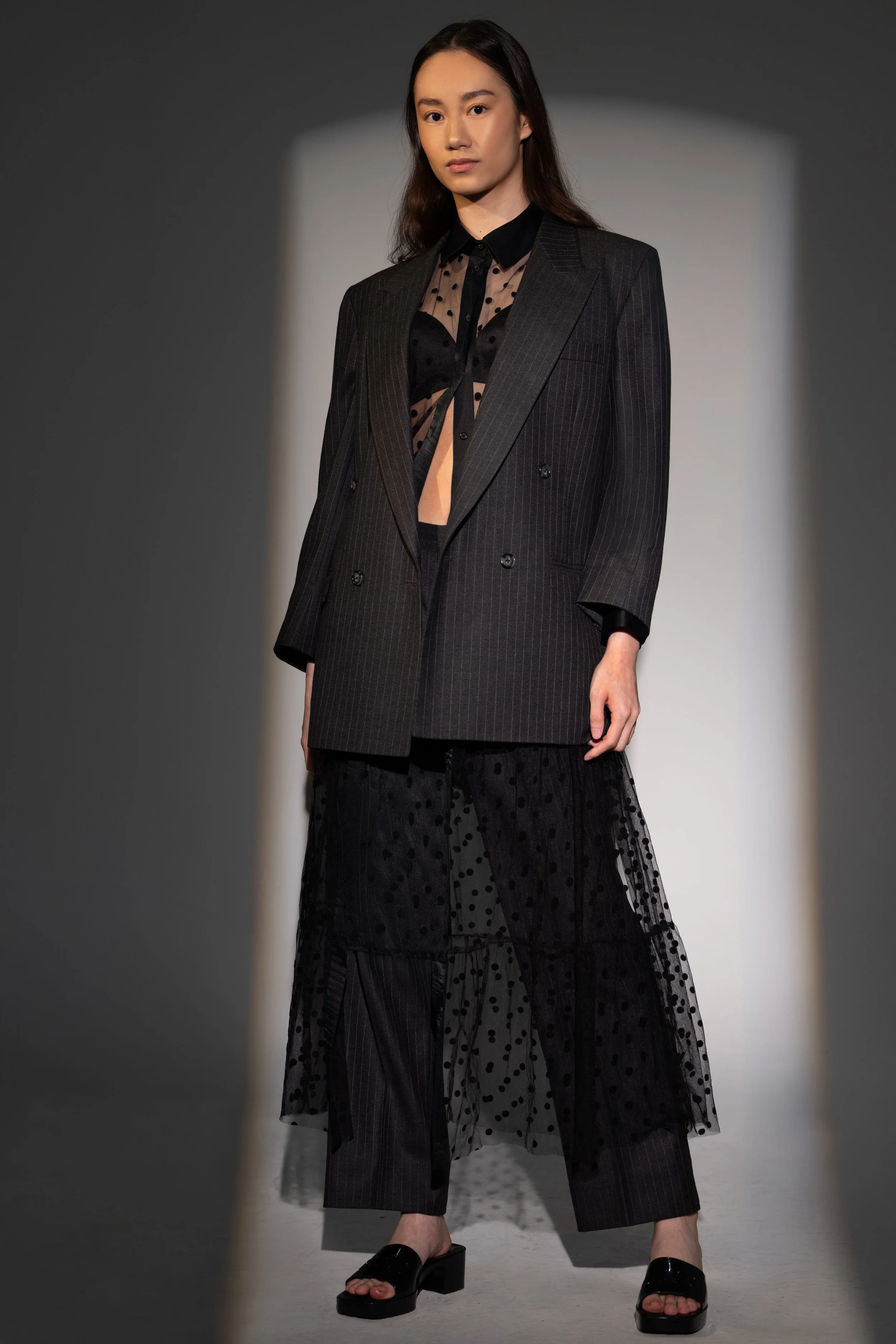 26.06.16_MODEL_MADE_MGMT_050copy (1).jpg
