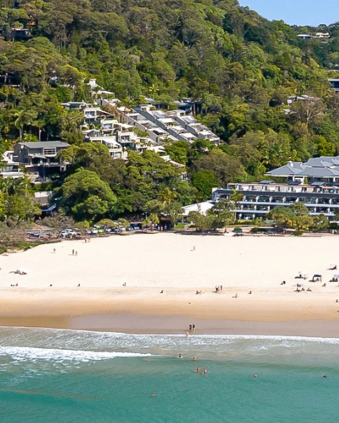 Behind the doors of Noosa&rsquo;s most iconic beachfront address lies a remarkable new chapter.
From refreshed interiors to redefined coastal luxury. Number One Hastings has been thoughtfully reimagined, blending sophistication with the relaxed beaut