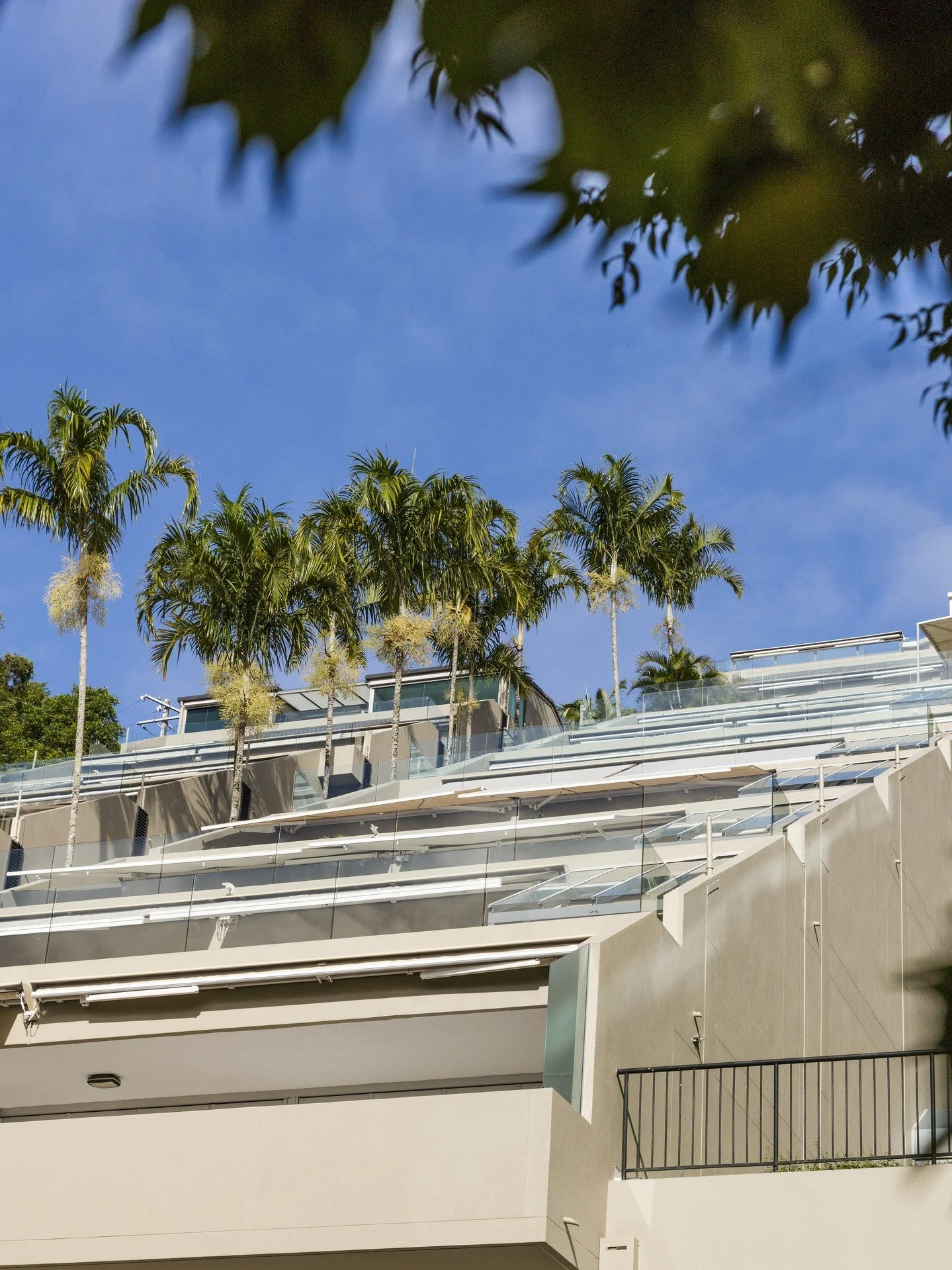 An icon in every sense.

With its striking silhouette and timeless design, No 1 Hastings stands as a masterpiece on Noosa&rsquo;s coastline.

#numberonehastings #noosa #visitnoosa #hastingsst