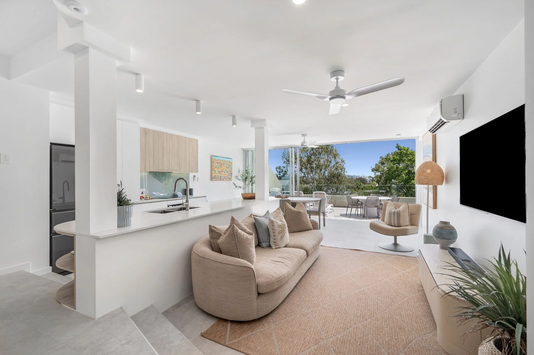 Apartment_2_living_room.jpg