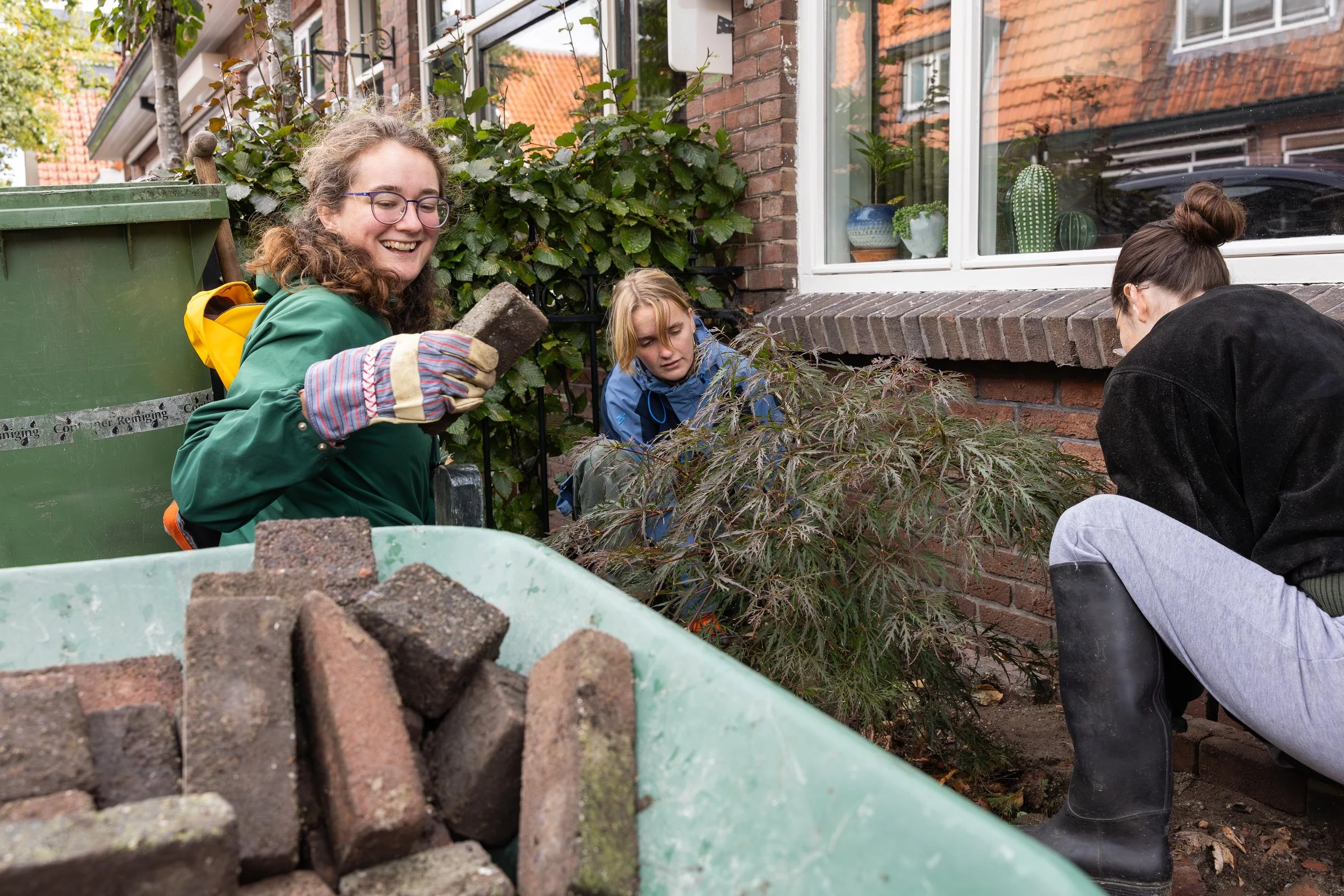 Hanne Hansen - Geveltuinactie Maassen LR-5.jpg