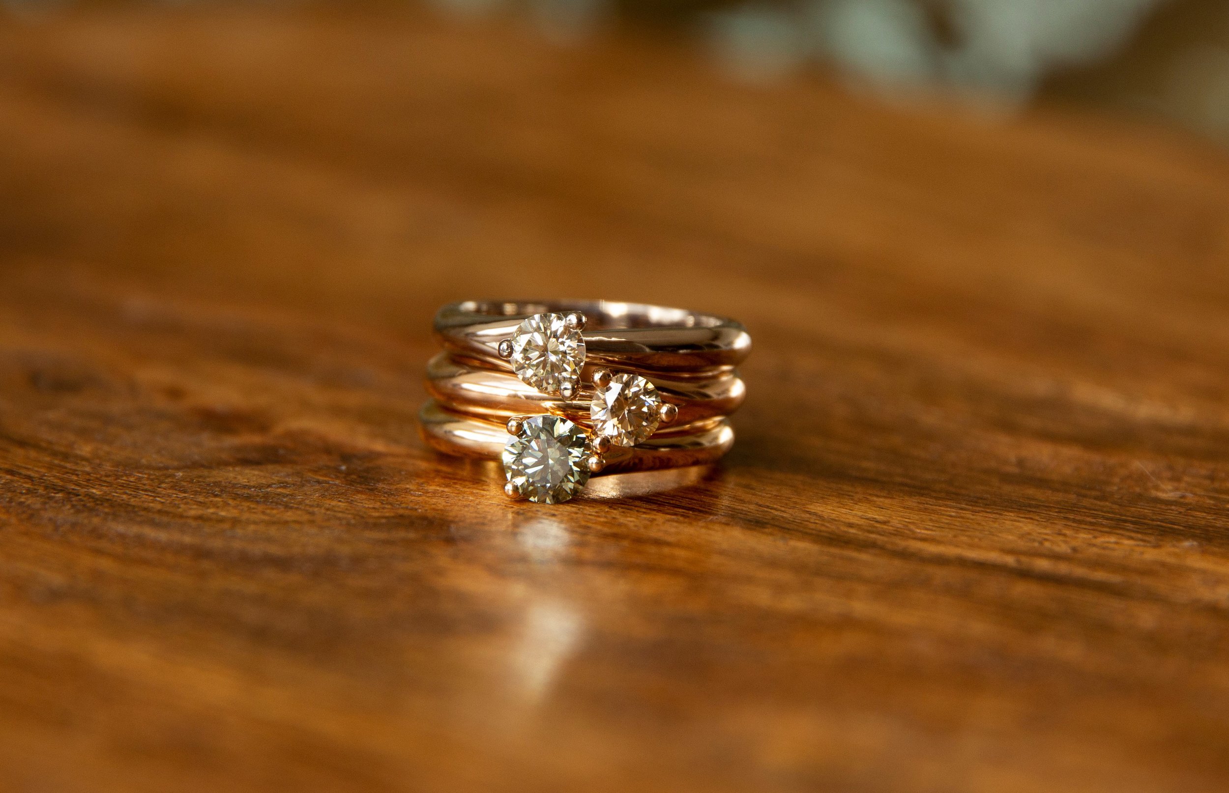 Gouden Solitair ring met groenen diamant, diamante trouwring, diamante verlovings ring, bijzondere trouwringen, Gekleurde diamant 12.jpg