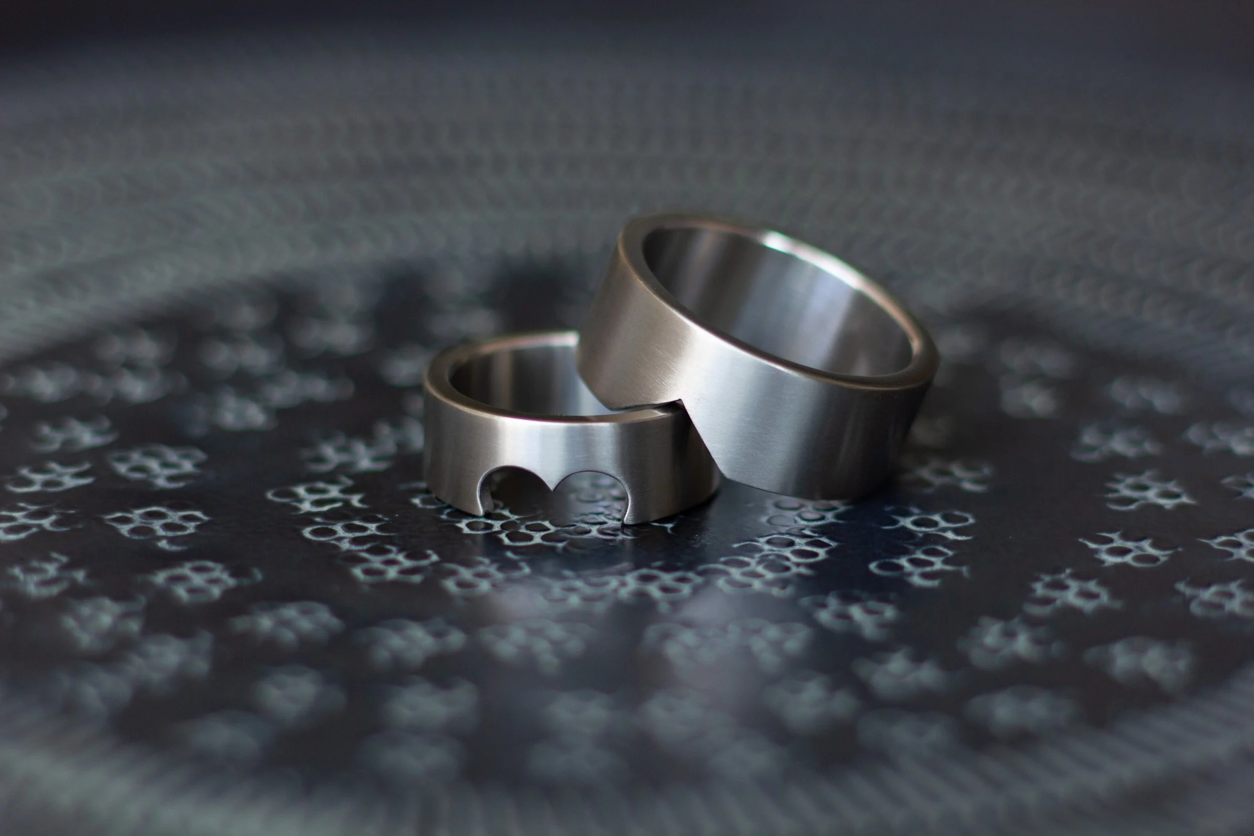 Titanium ringen met hart, Titanium ringen met open hart, Open hart ringen, 11