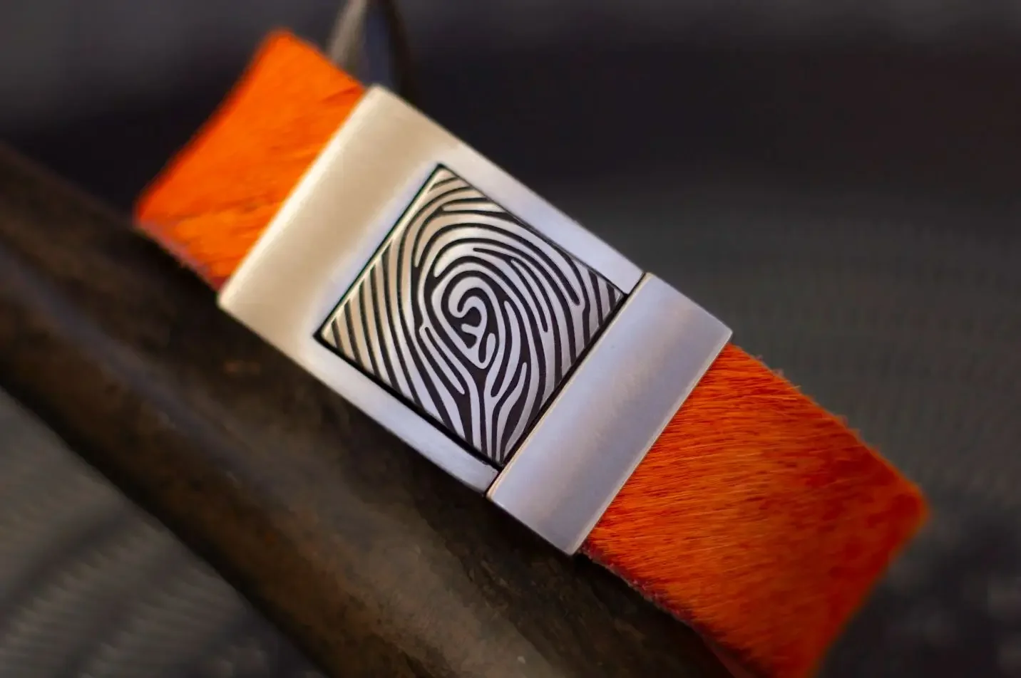 hand gemaakte vingerafdruk armbanden, arband met vingerafdruk, met de hand gemaakte custom made vingerafdruk armband .webp