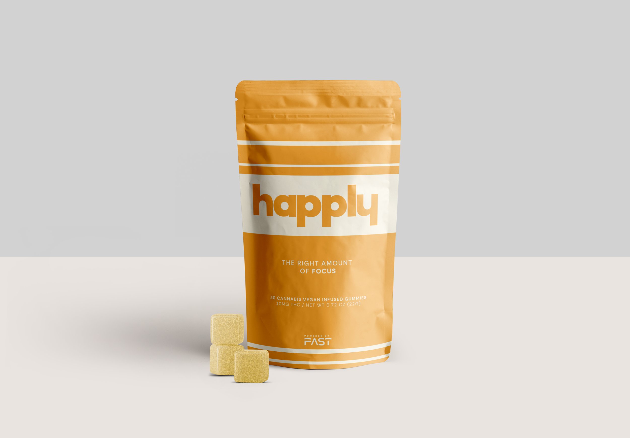 Happly_Pouch with gummies focus.jpg