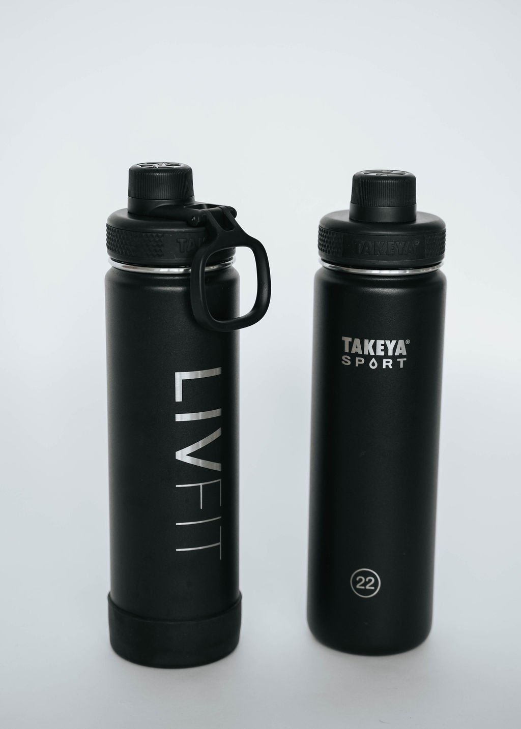 22 oz LIVFIT Takeya Sport Water Bottle