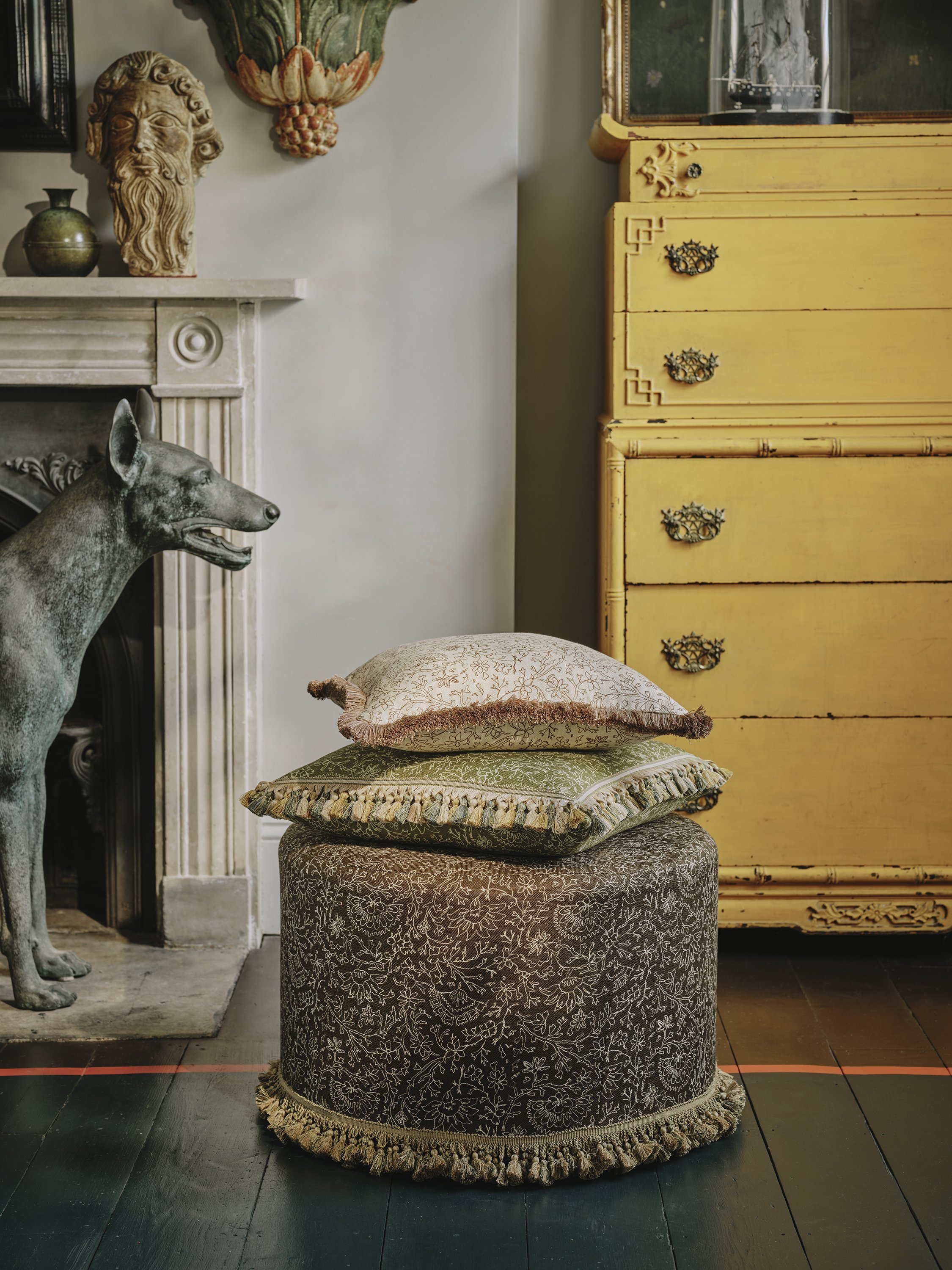 George-Spencer-Designs-Christopher-Hodsoll-Collection-Arabesque-detail-02-3x4.jpg