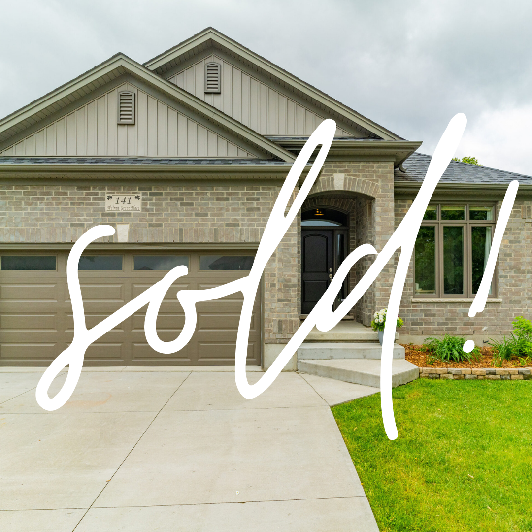 141 Walnut Grove Place, Lucan, Ontario