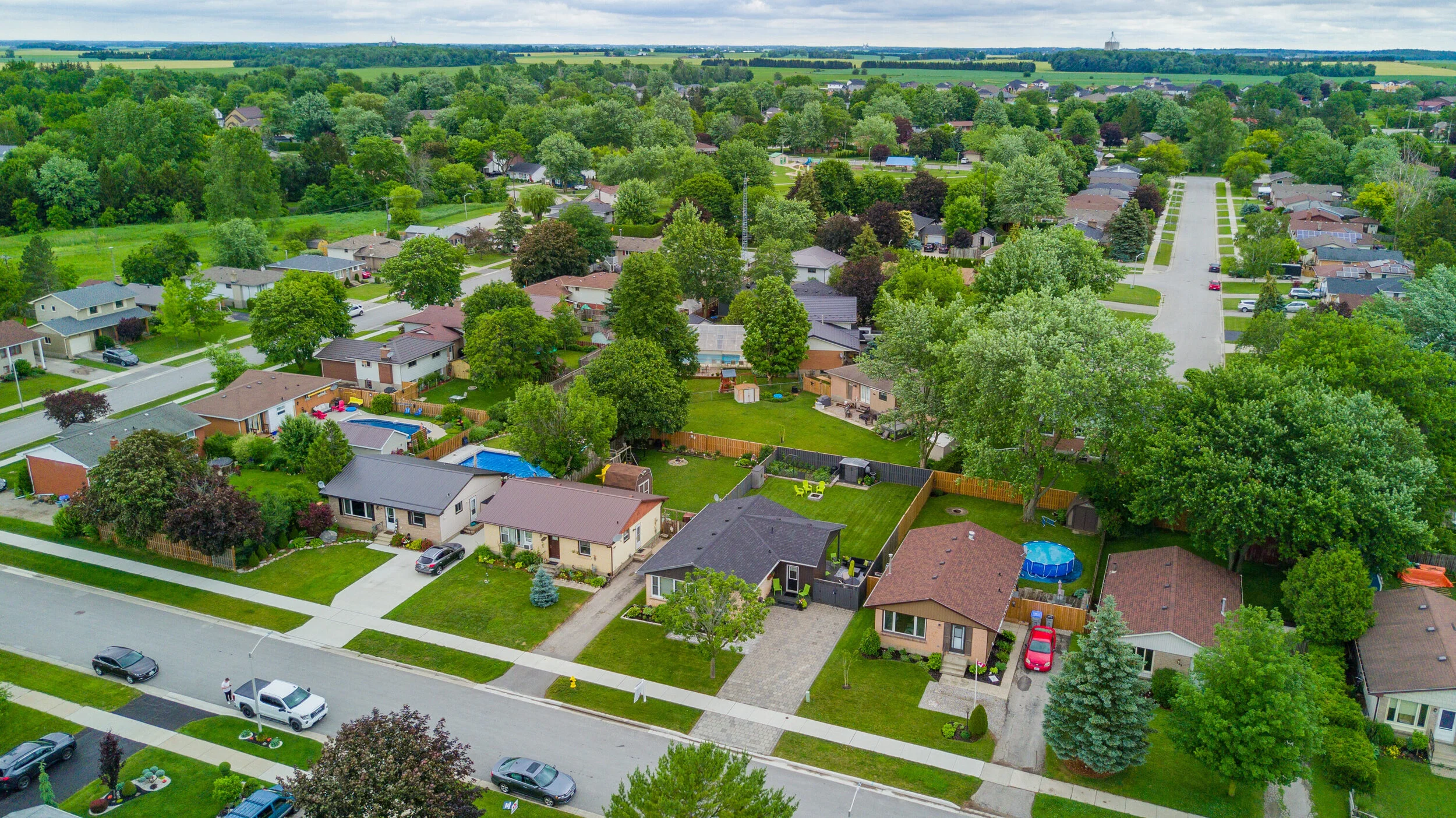 112 Kleinfeldt Ave Lucan ON-print-001-055-Klendeldt Ave Drone 3 of 4-3000x1685-300dpi.jpg