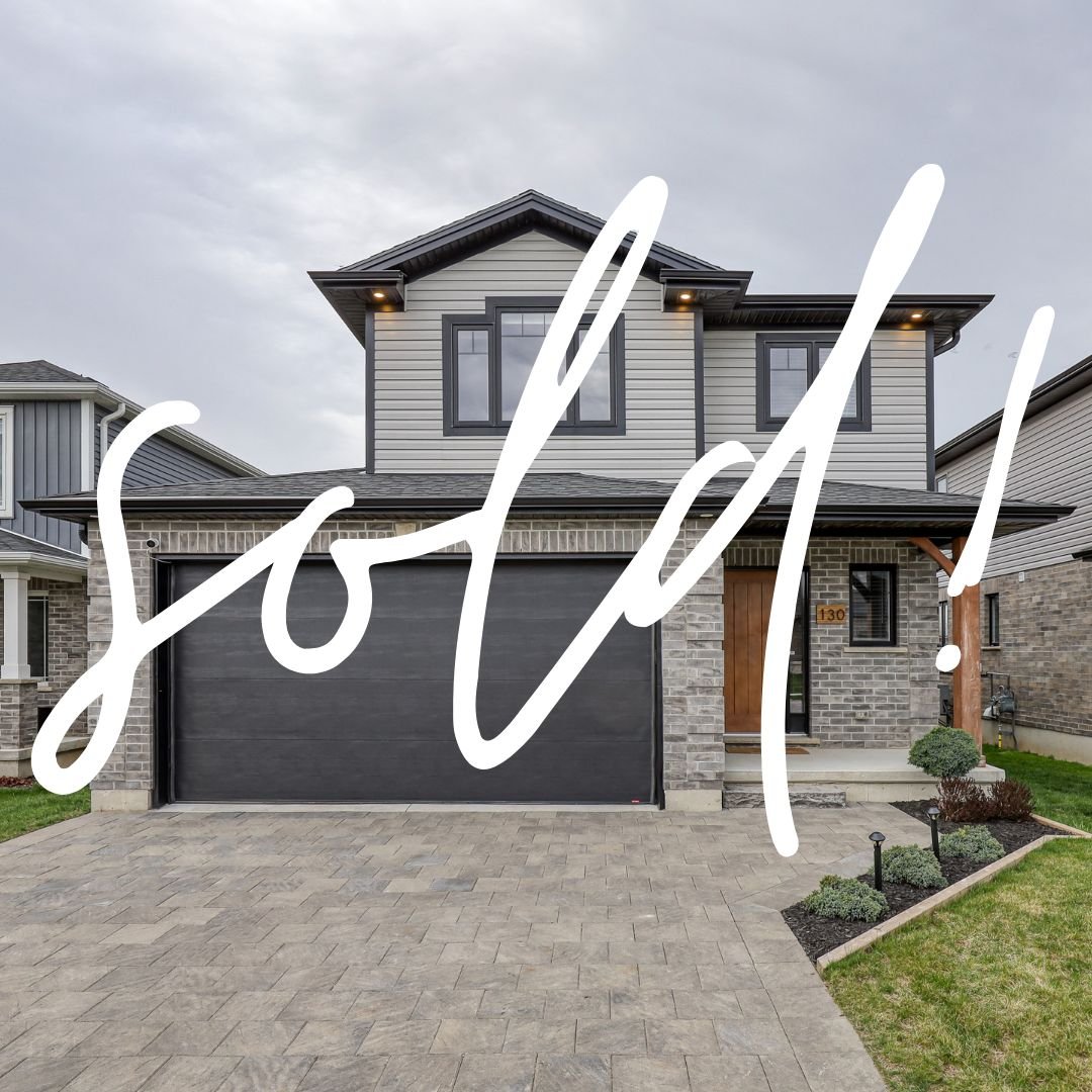 Listings — Ashlynn Carr