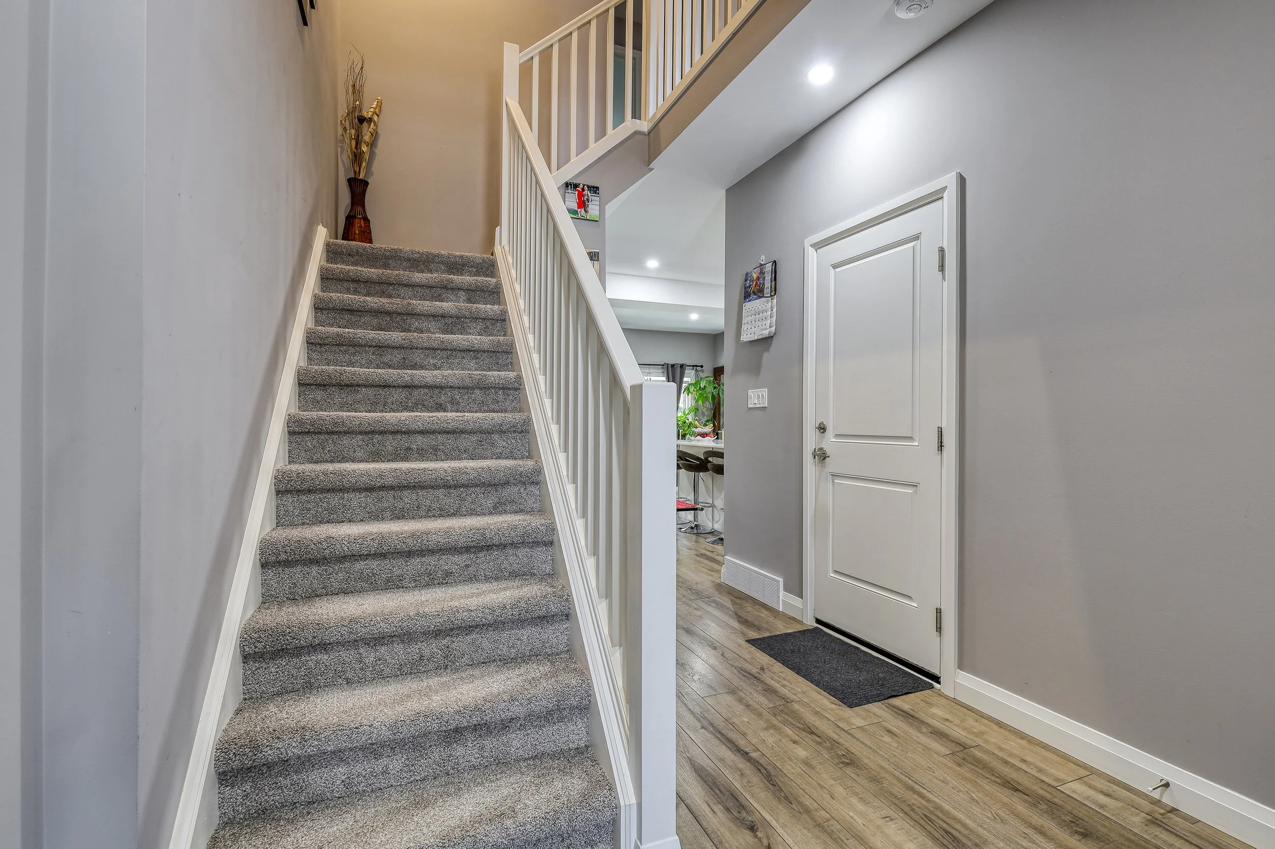 48-1MillerDr_INTERIOR_04.jpg