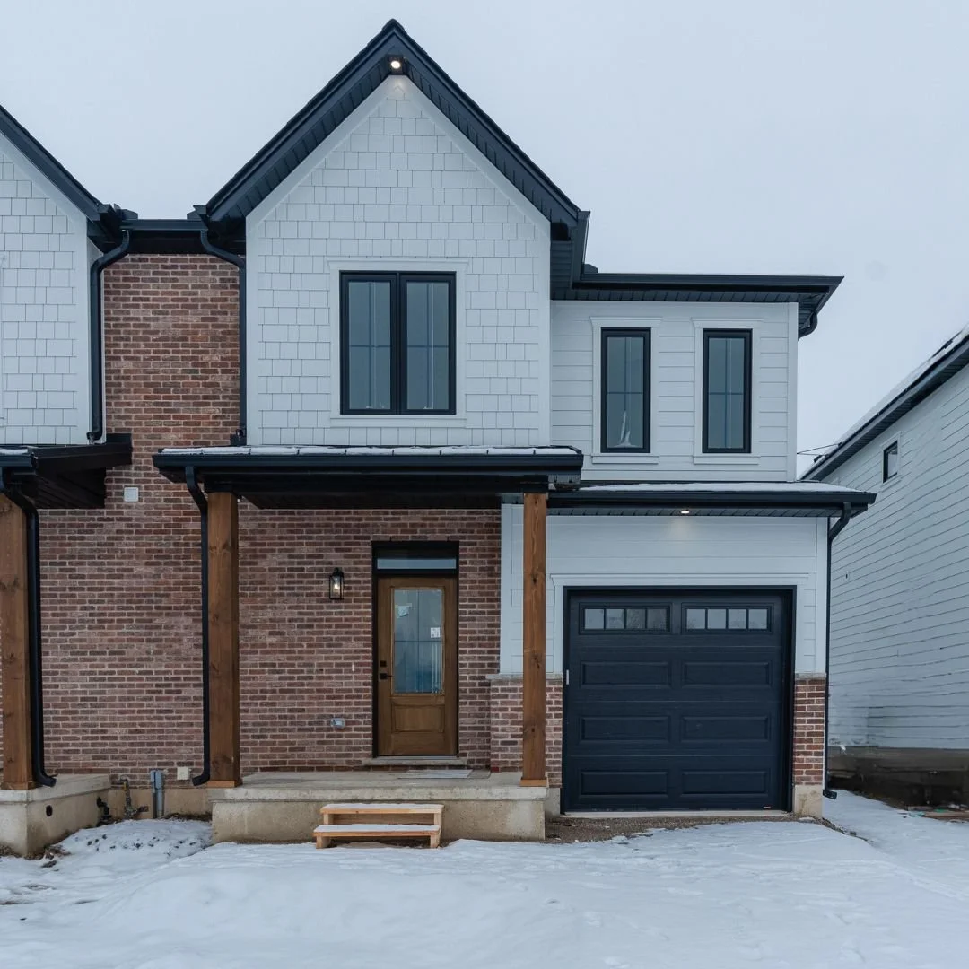 143 SCOTTS Drive, Lucan, Ontario