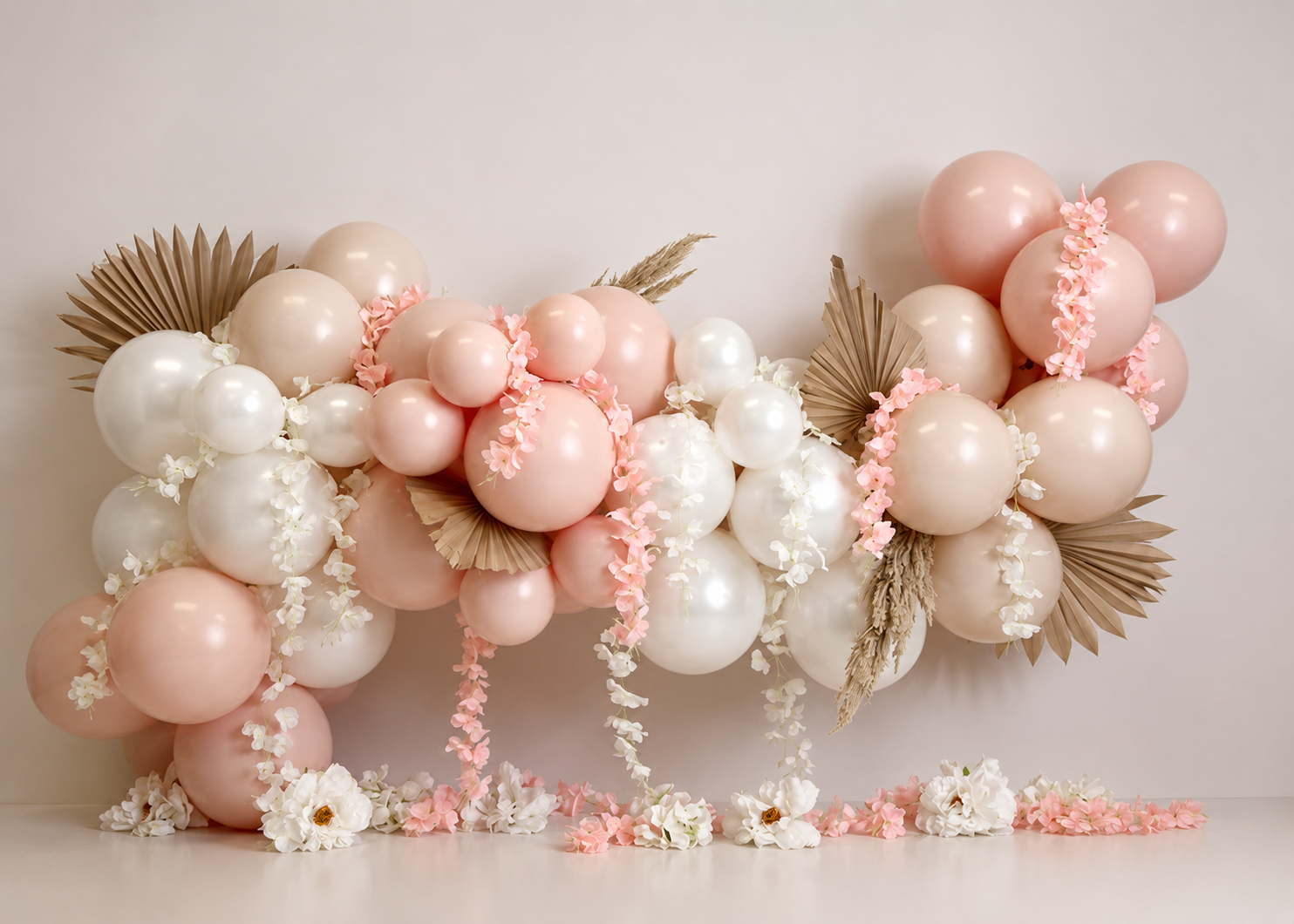 Pastel pink & white balloons