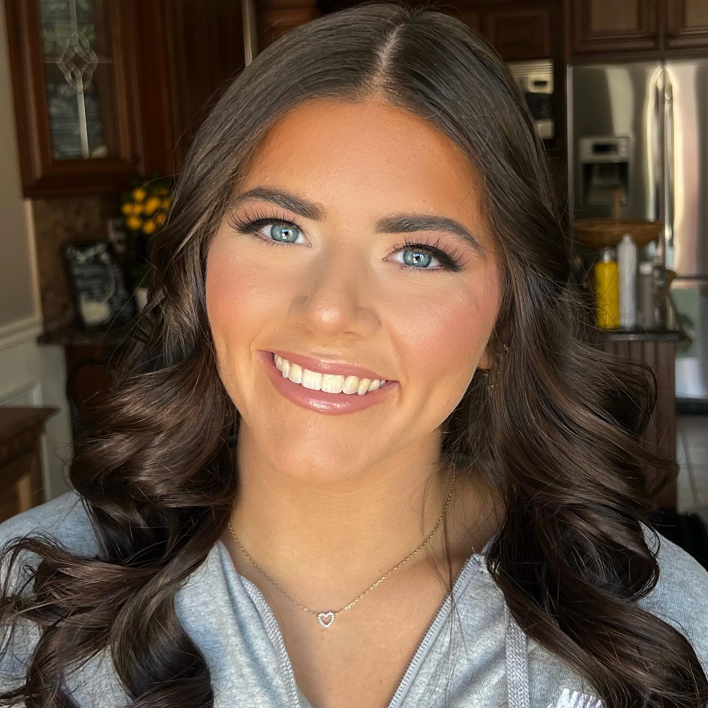 Daniella is such a beauty! She&rsquo;s ready for her Sorority Formal 🩷 @daniellagallo_ 

For all inquires or bookings, please email me directly or fill out a Contact Form on my website! 💌

#newjerseymakeupartist #njmakeupartist #statenislandmakeupa