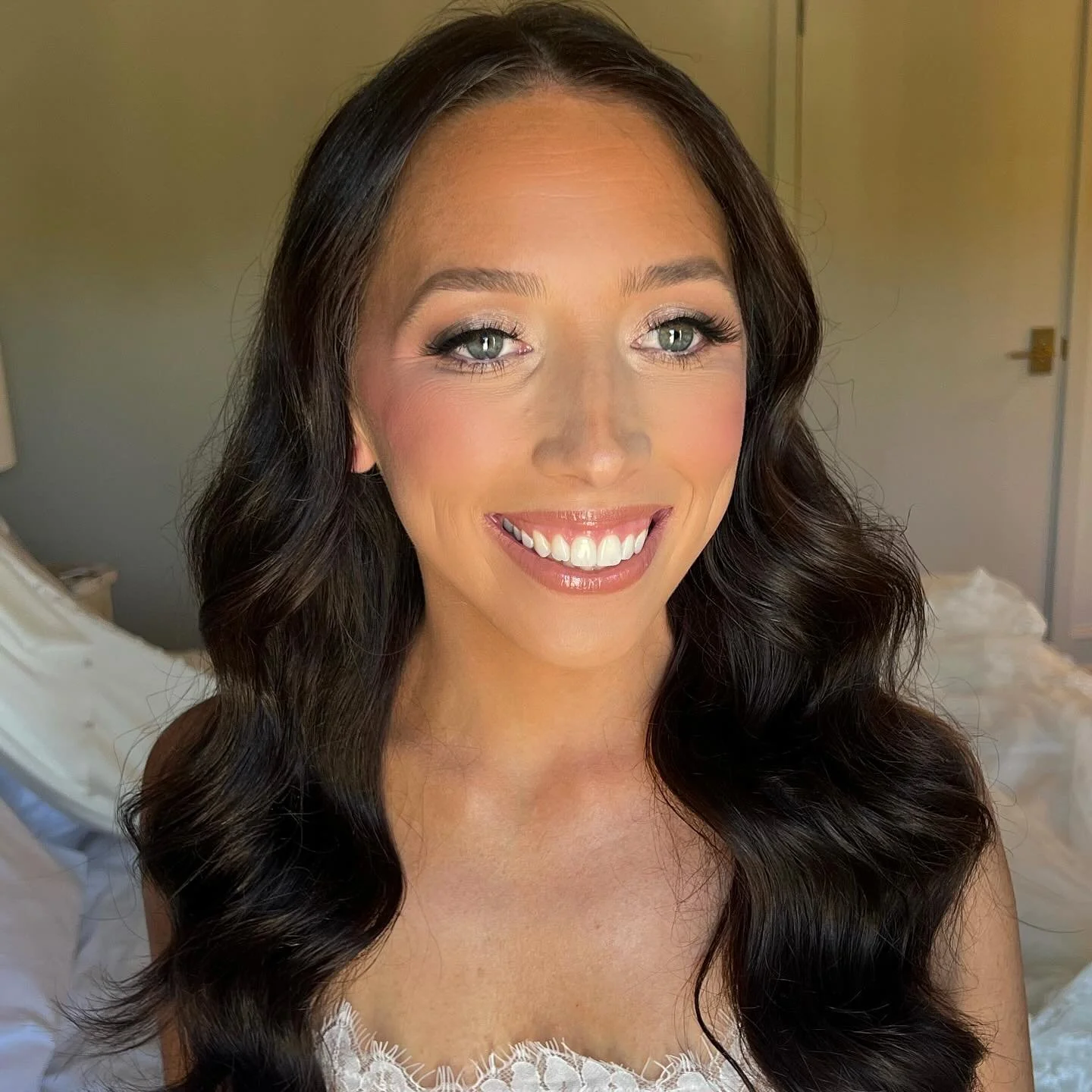 The sweetest bride, Meghan 🤍 @meghan_ebe Congratulations again beauty! 💍

Makeup by me
Hair by @theformal_stylist 
Venue @lbinational 
Day-of Coordinator @jetaimeweddingsnj

#newjerseywedding #njbride #newjerseybride #njwedding #lbinational #lbinat