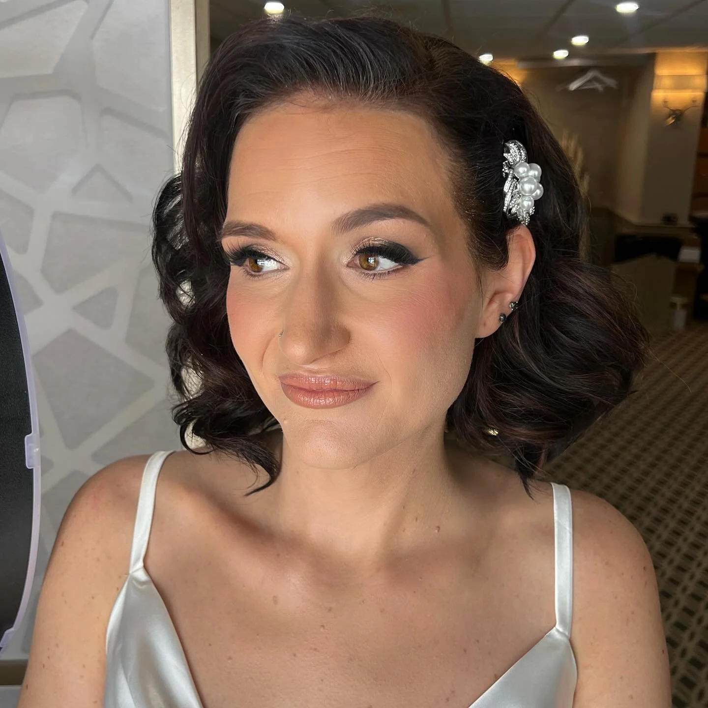 My gorgeous February bride, Rachel✨ She truly radiated such a timeless, old Hollywood look from head to toe! It was such an honor to be part of her wedding day with her impeccable eye for design and her kind soul 🤍

Thank you for entrusting me as yo