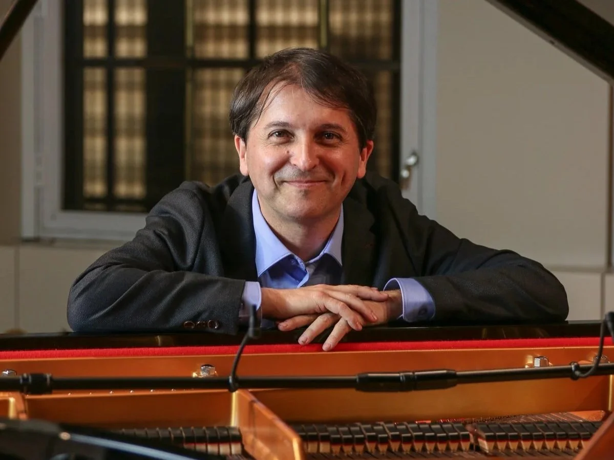 Tamir Hendelman - Israeli Born Award Winning Jazz Pianist. John Pizzarelli, Gladys Knight, Diana Krall, Tierney Sutton, Jackie Ryan, Natalie Cole And Barbara Streisand!