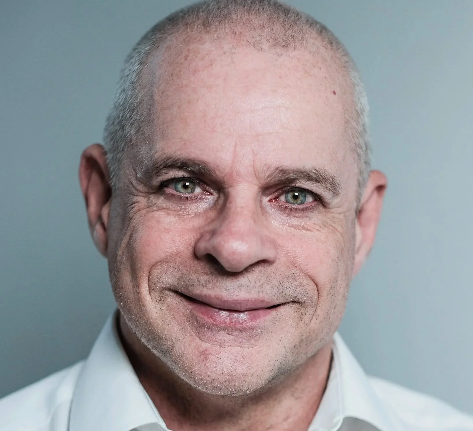 Gareth Valentine - Legend In London's West End Theater Community. Welsh Composer, Arranger, Musical Director. "Sinatra The Musical", "Kiss Me Kate", "Guys And Dolls", "Sweet Charity", "Cabaret"!