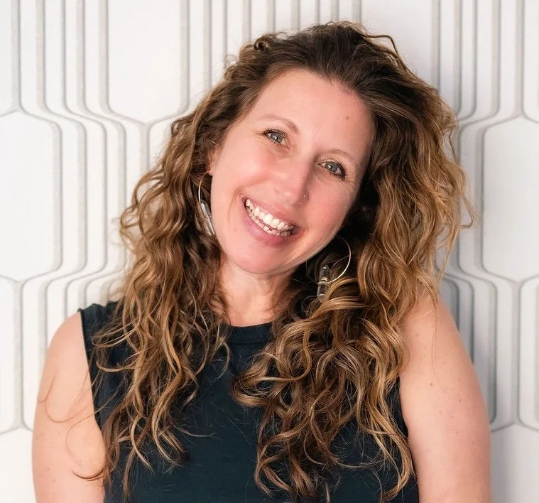Amy B. Scher - Award Winning Bestselling Author Of Non-Fiction And Fiction, Including Her Young Adult Novel "The Unexpected Afterlife Of Salon Rose"!