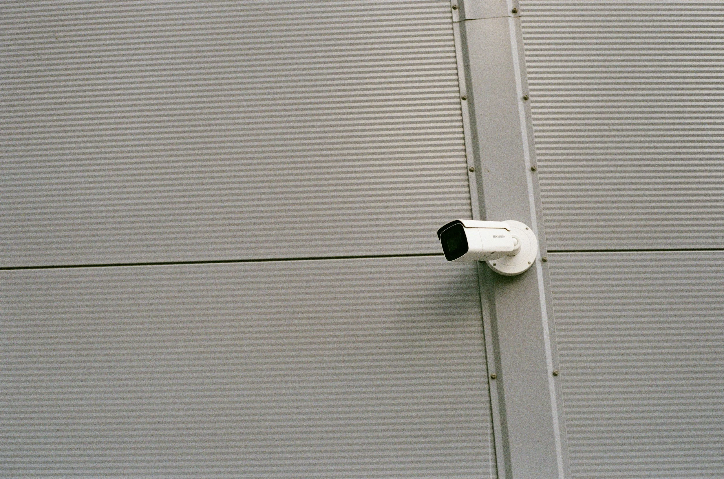 Best Indoor and Outdoor Camera for Your Home Security Essentials